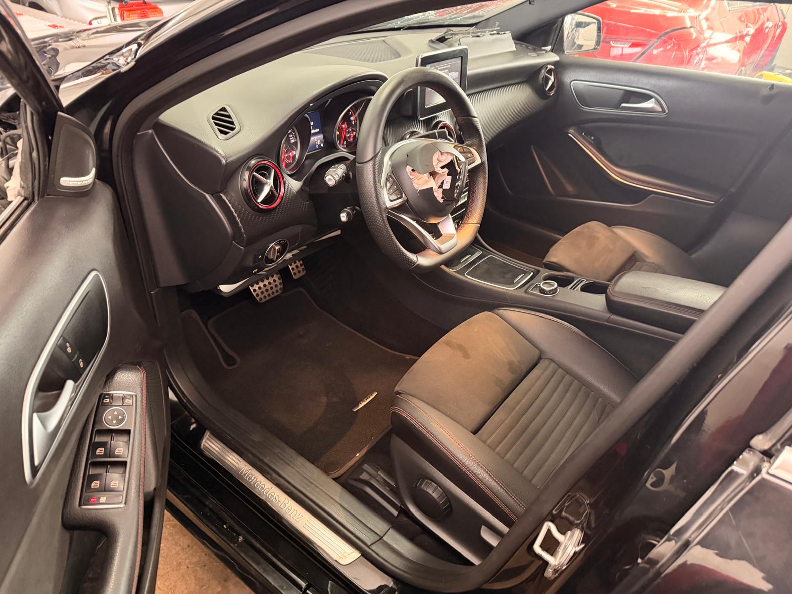 MERCEDES-BENZ A 250 Sport 4Matic 7G-DCT-image-9