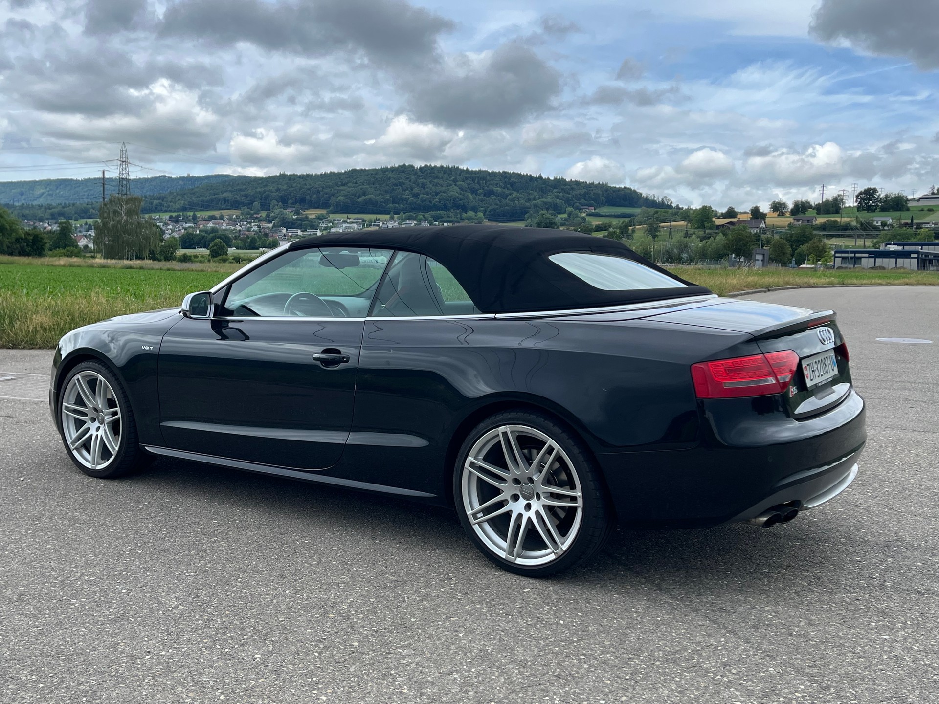 AUDI S5 Cabrio 3.0 TFSI quattro S-tronic-image-6
