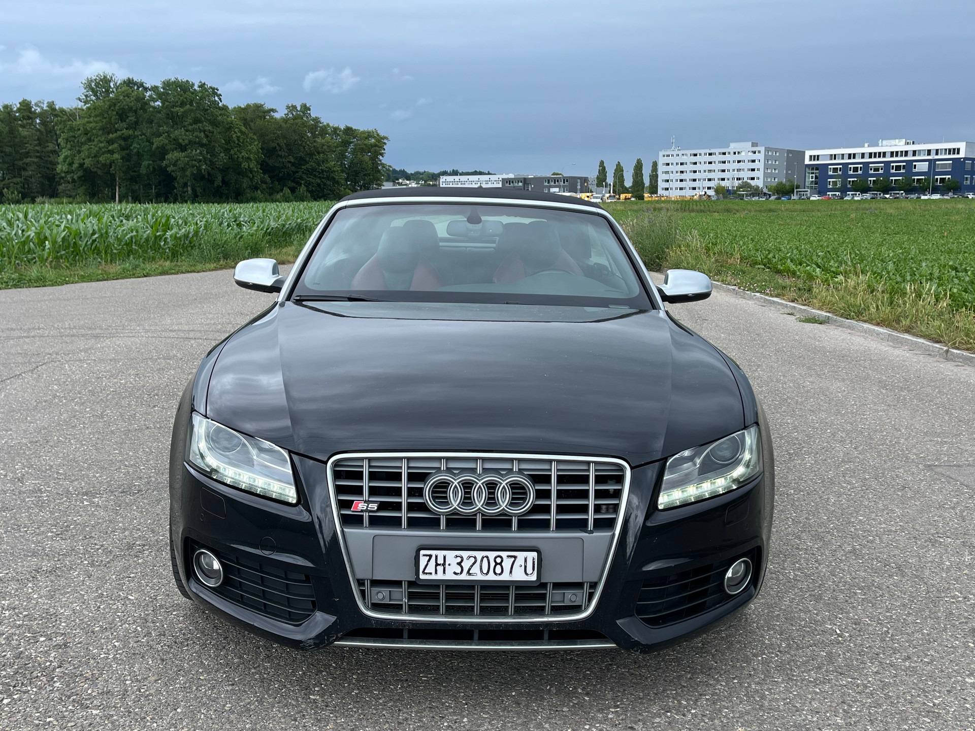 AUDI S5 Cabrio 3.0 TFSI quattro S-tronic-image-2