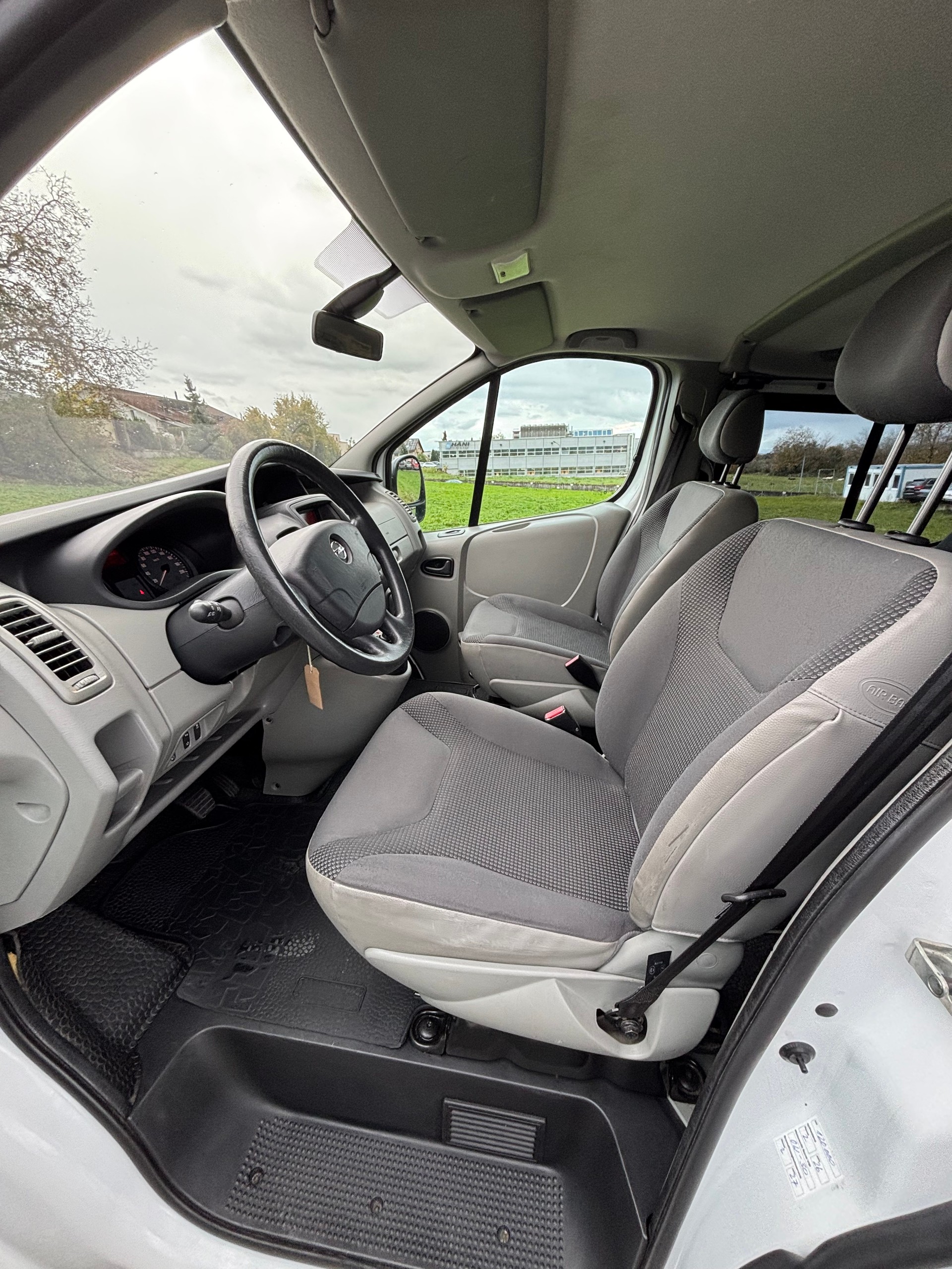 OPEL Vivaro 2.0 CDTI ecoFLEX 2.9t L2H1 Easytronic-image-7