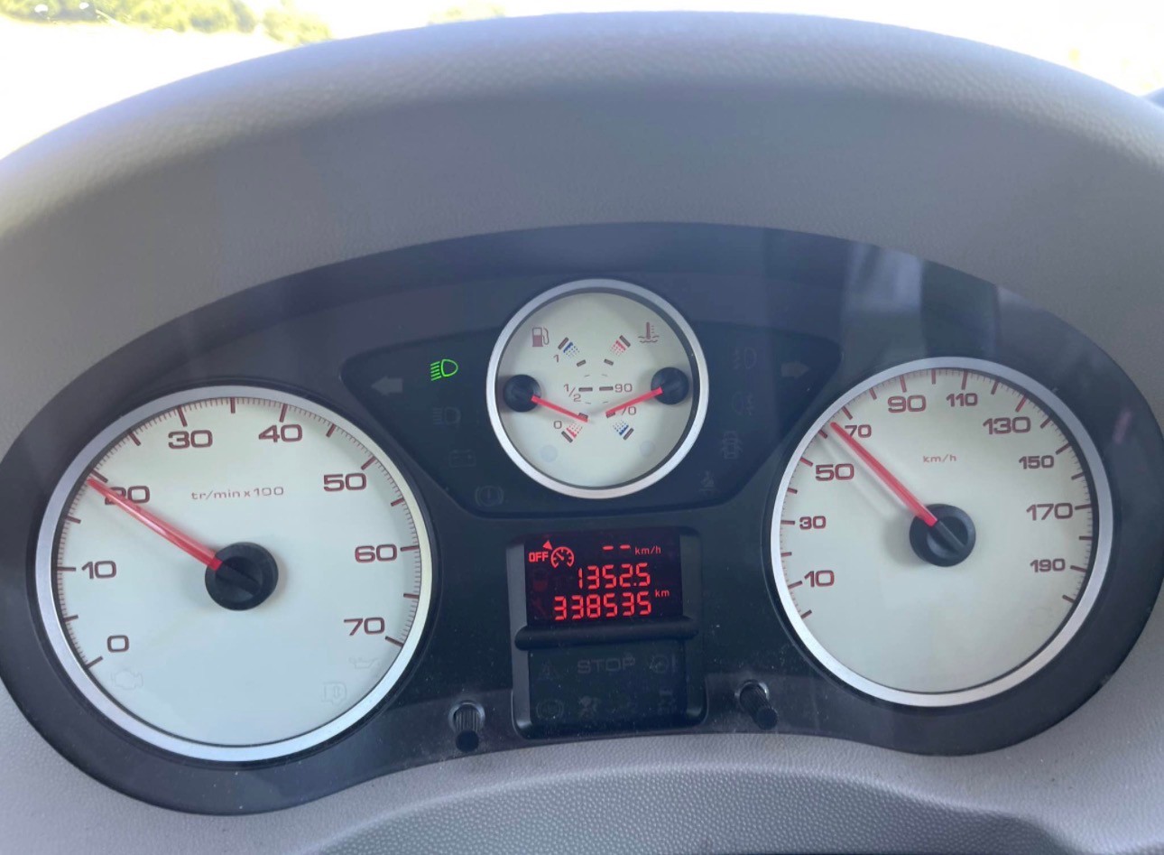 PEUGEOT Tepee 2.0 HDI 136-image-3