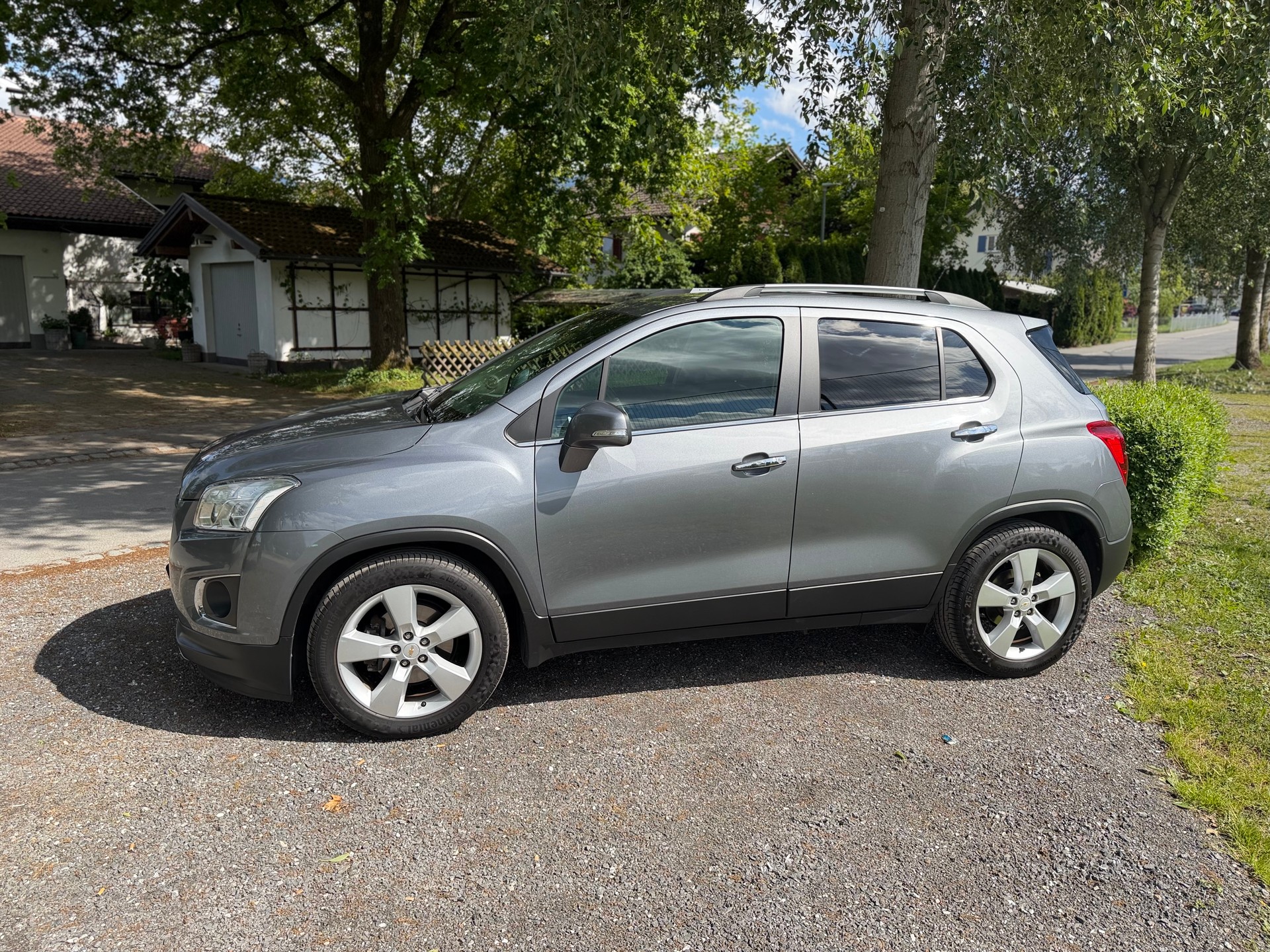 CHEVROLET 1.7 VCDi LT-image-1