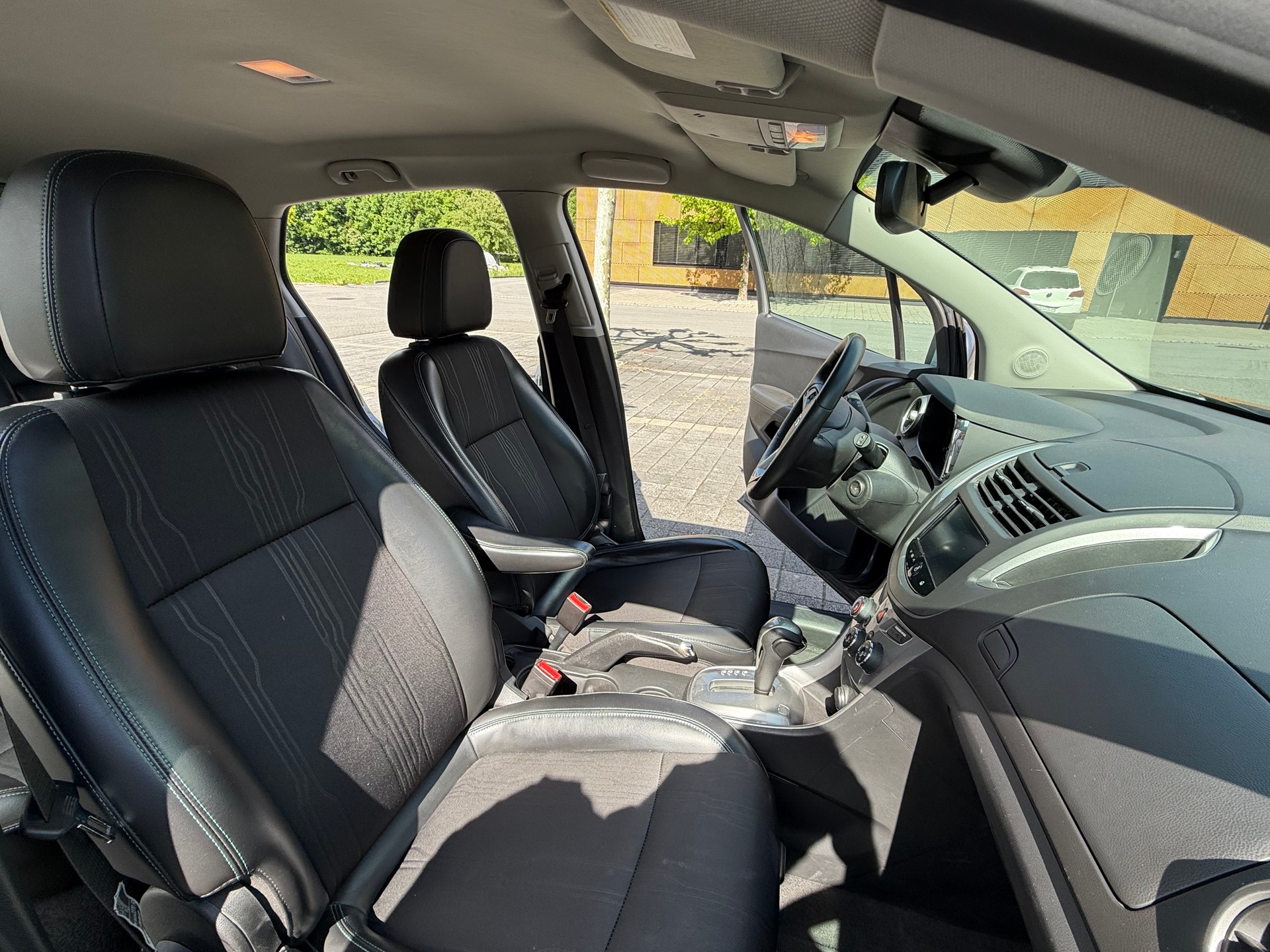 CHEVROLET 1.7 VCDi LT-image-5