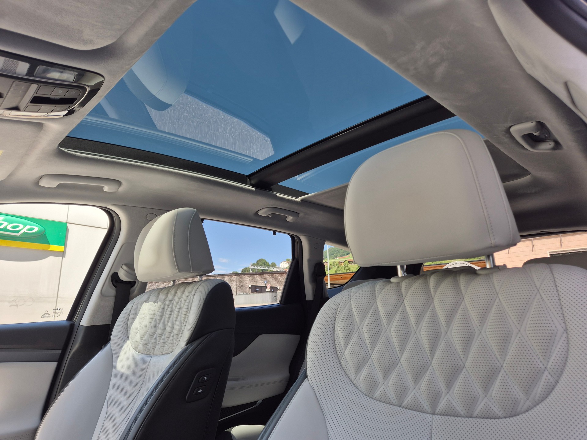 HYUNDAI Santa Fe 1.6 T-GDi HEV Vertex 4WD Automatic-image-11