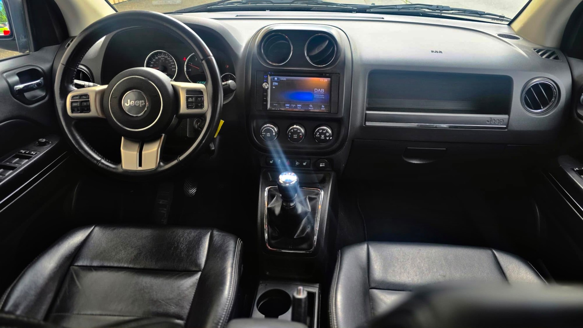 JEEP COMPASS-image-12