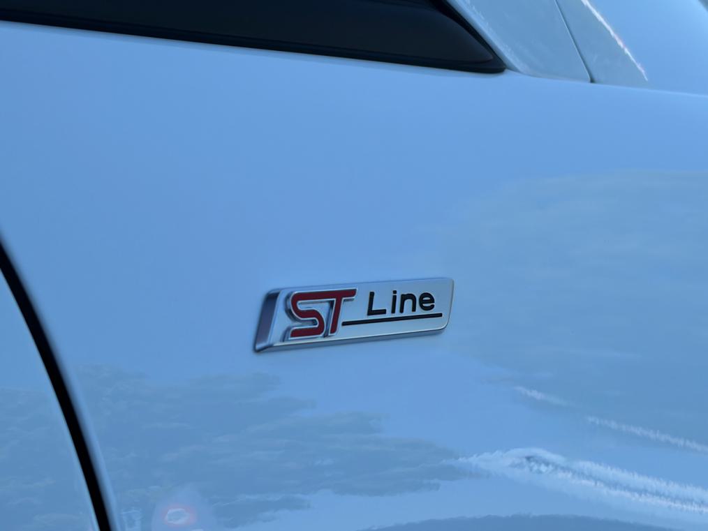 FORD Fiesta 1.0 SCTi MHEV ST-Line-image-3