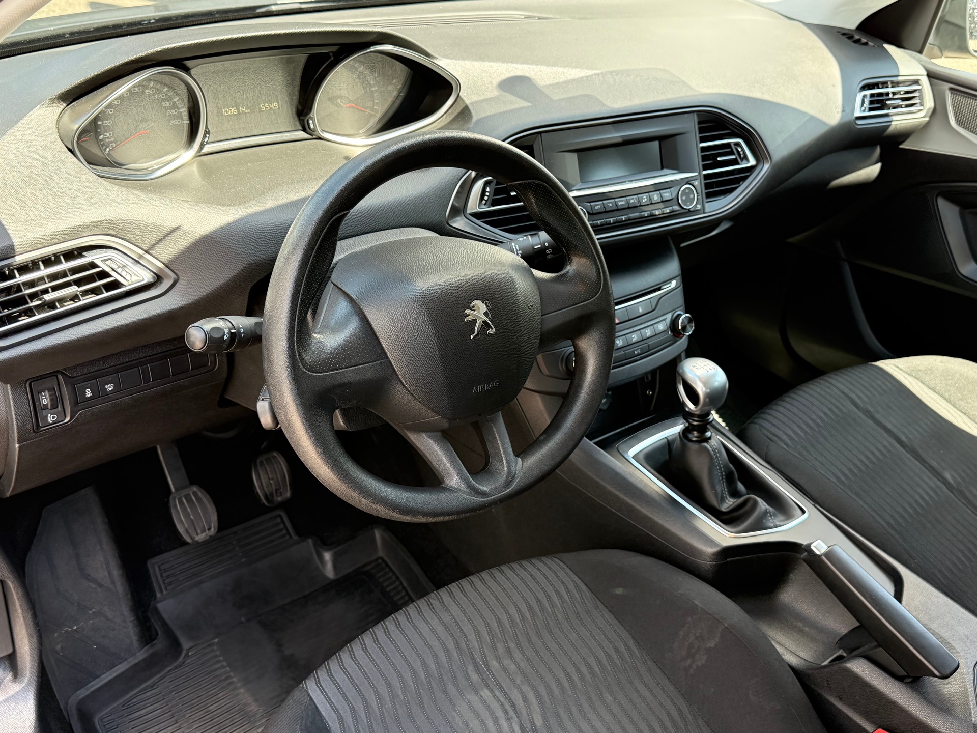 PEUGEOT 308 SW 1.6 BlueHDI Active-image-4