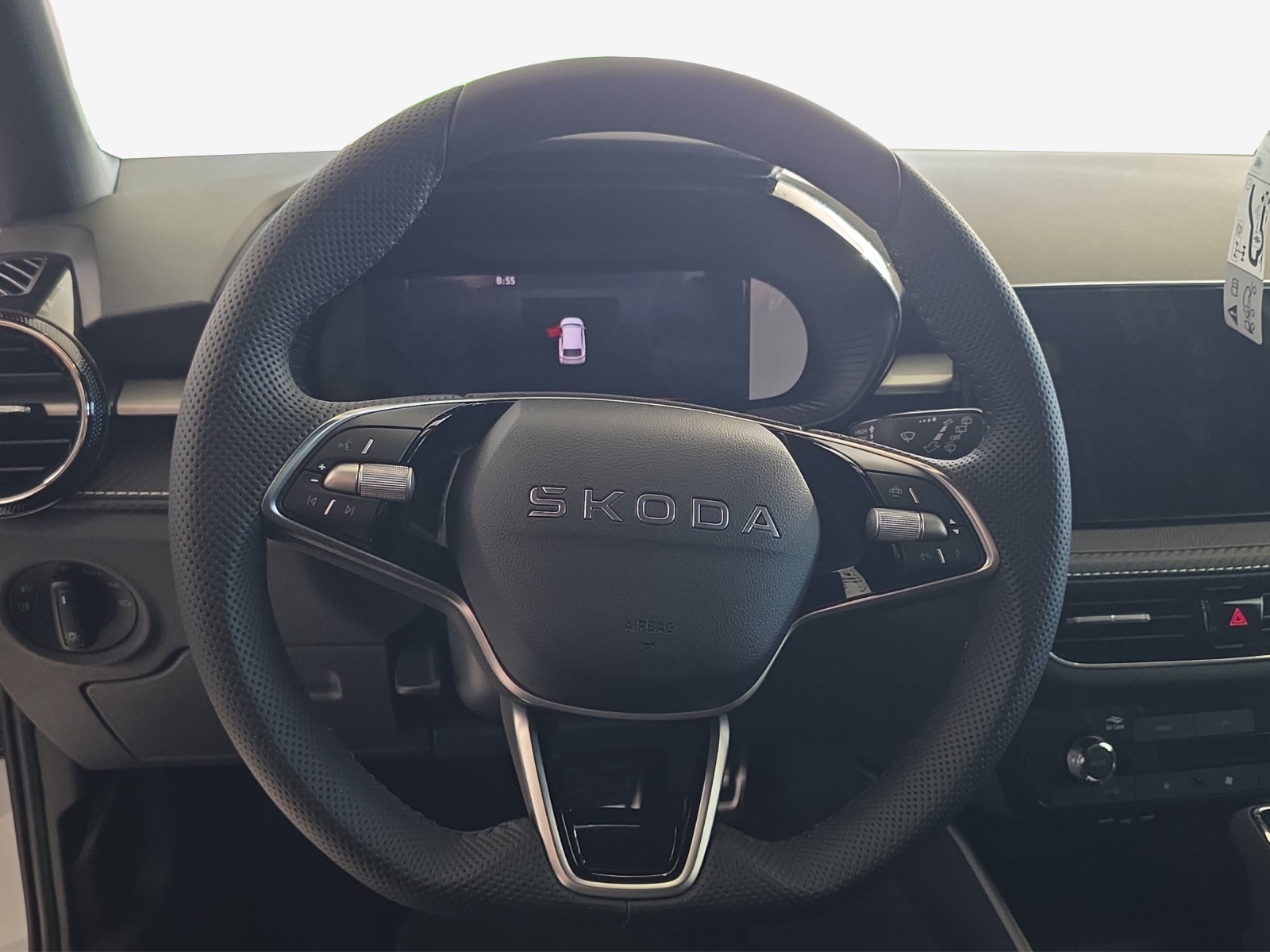 SKODA Fabia 1.5 TSI 130 DSG-image-9