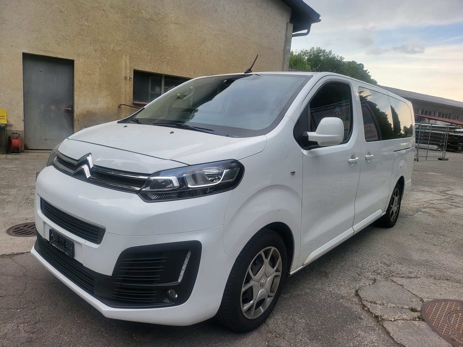 CITROEN Jumpy 2.0 HDi 150 S&S Size XL-image-0
