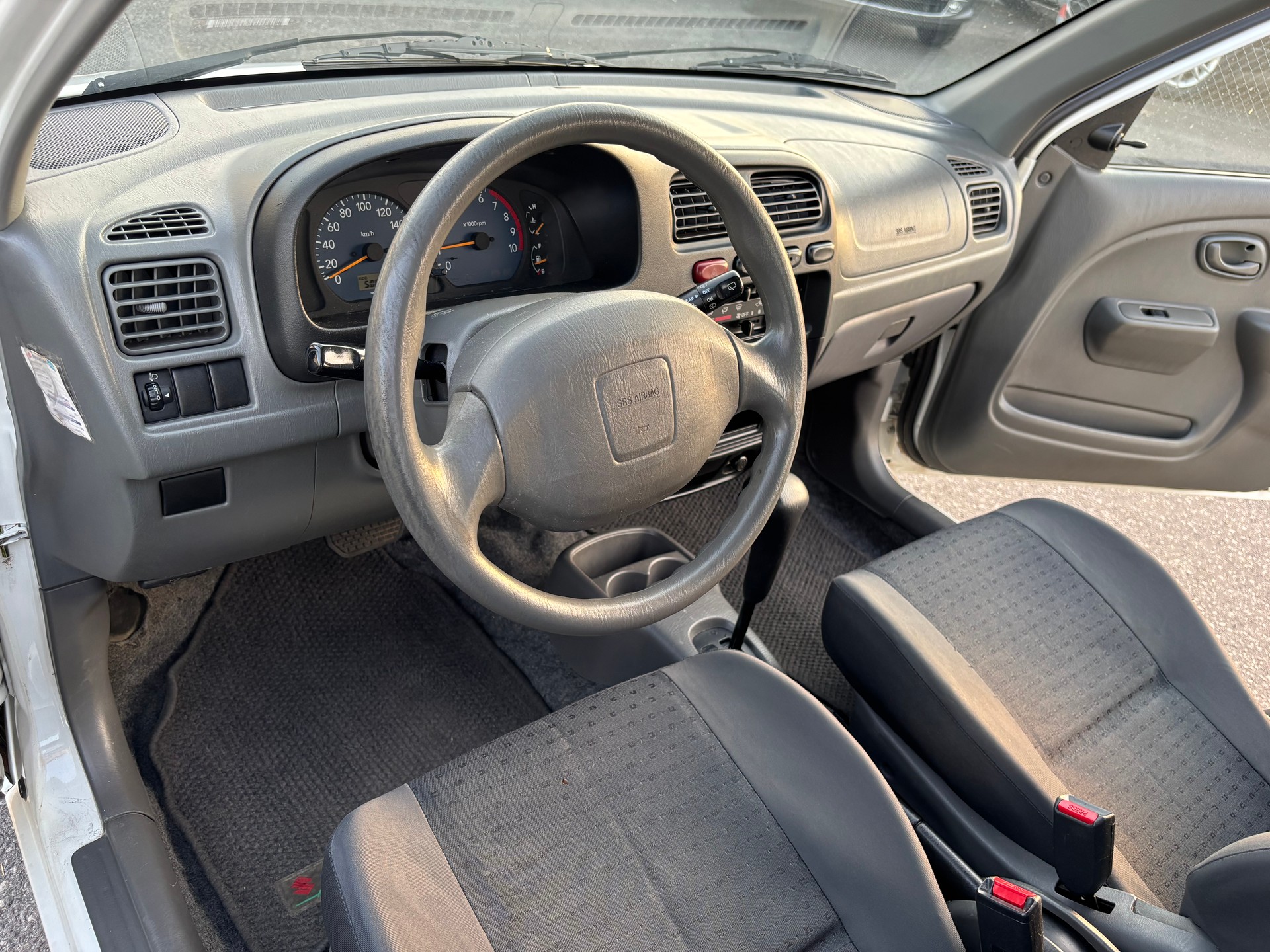 SUZUKI Alto 1.1 Top-image-9