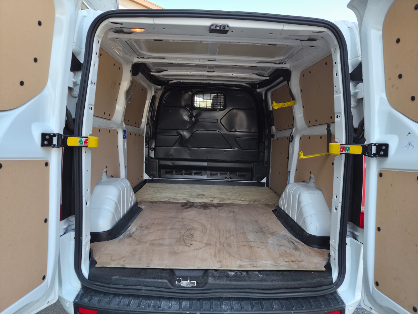 FORD Transit Custom Van 280 L1H1Trend-image-9