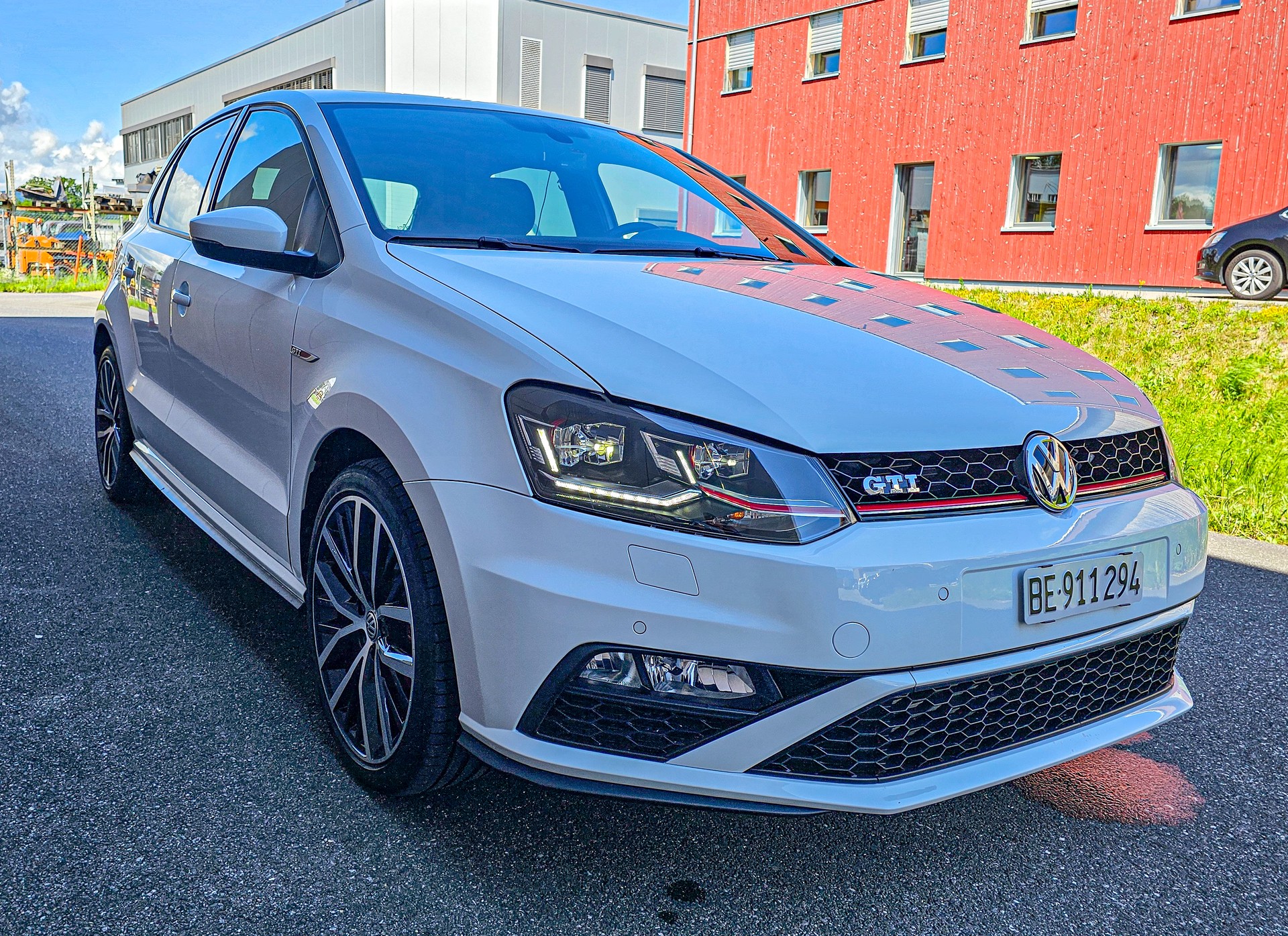 VW 1.8 TSI GTI-image-0