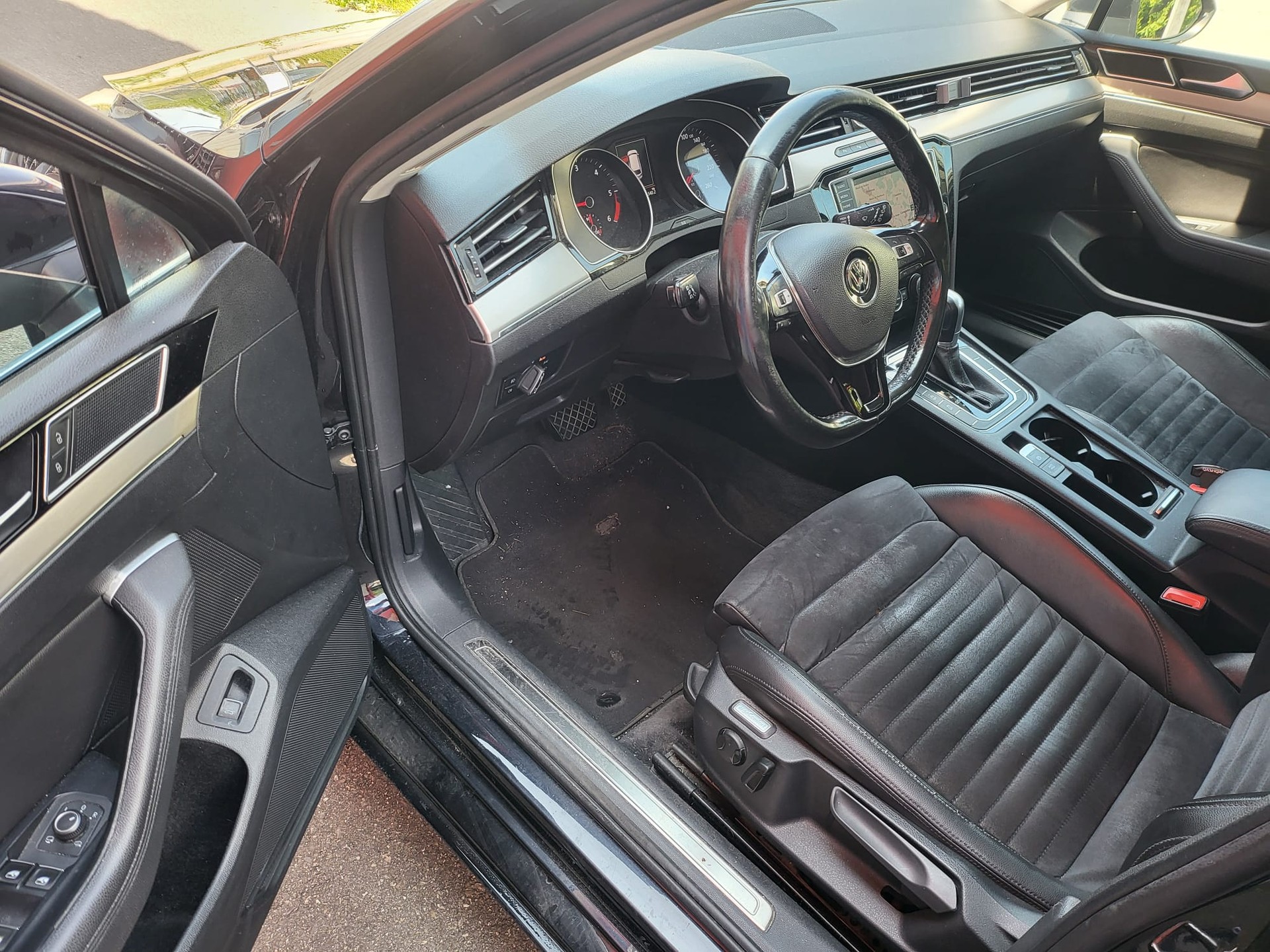 VW Passat Variant 2.0 TDI SCR BMT Highline DSG-image-8