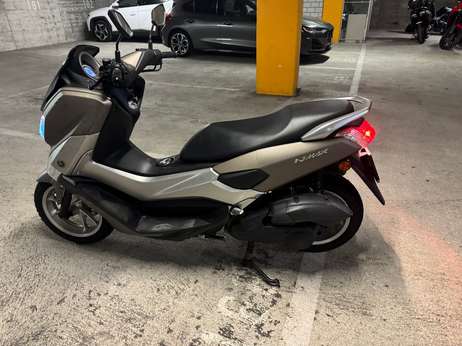 YAMAHA N-Max GPD 125A ABS-image-2