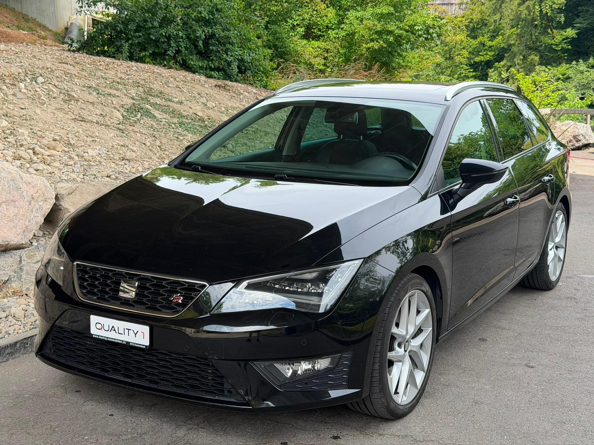 SEAT Leon ST 2.0 TDI FR Line DSG-image-0