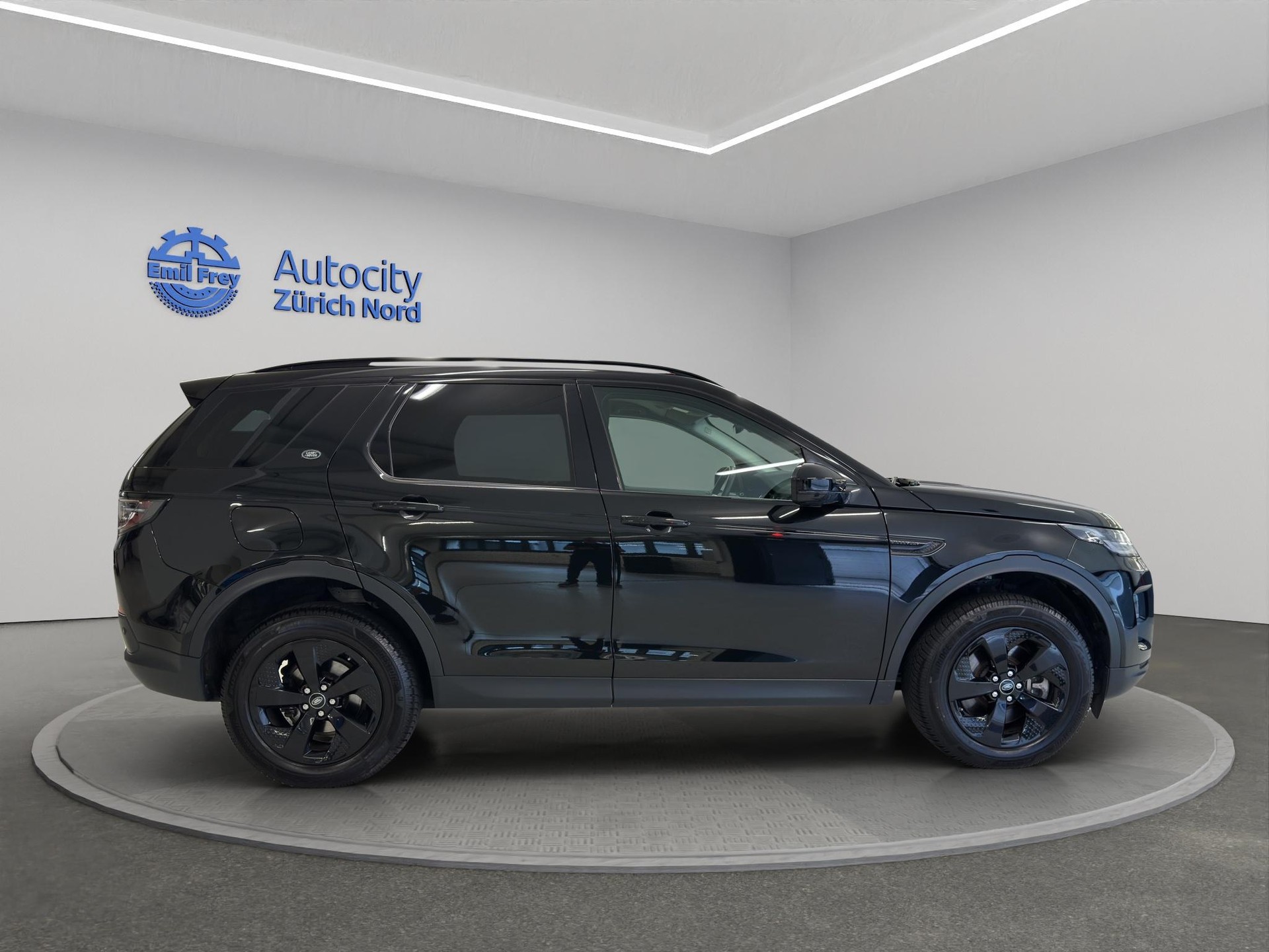 LAND ROVER Discovery Sport 2.0 SD4 200 SE-image-3