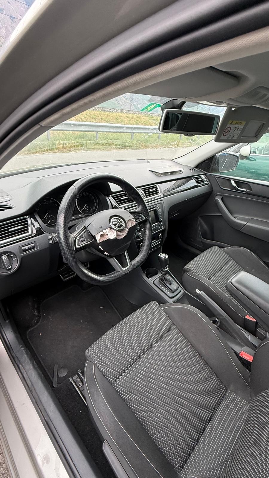 SKODA Rapid Spaceback 1.4 TSI Active DSG-image-5