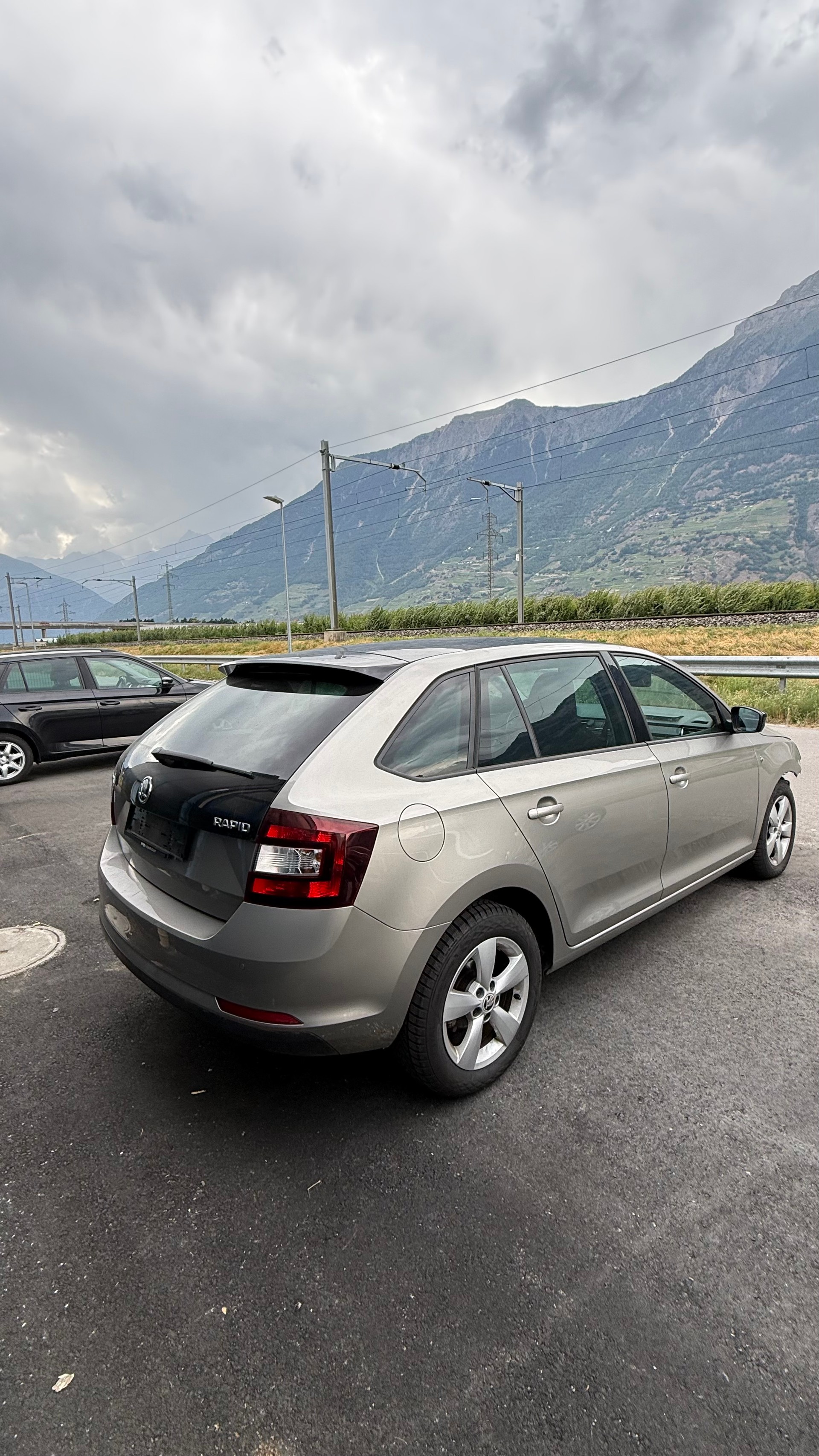 SKODA Rapid Spaceback 1.4 TSI Active DSG-image-4