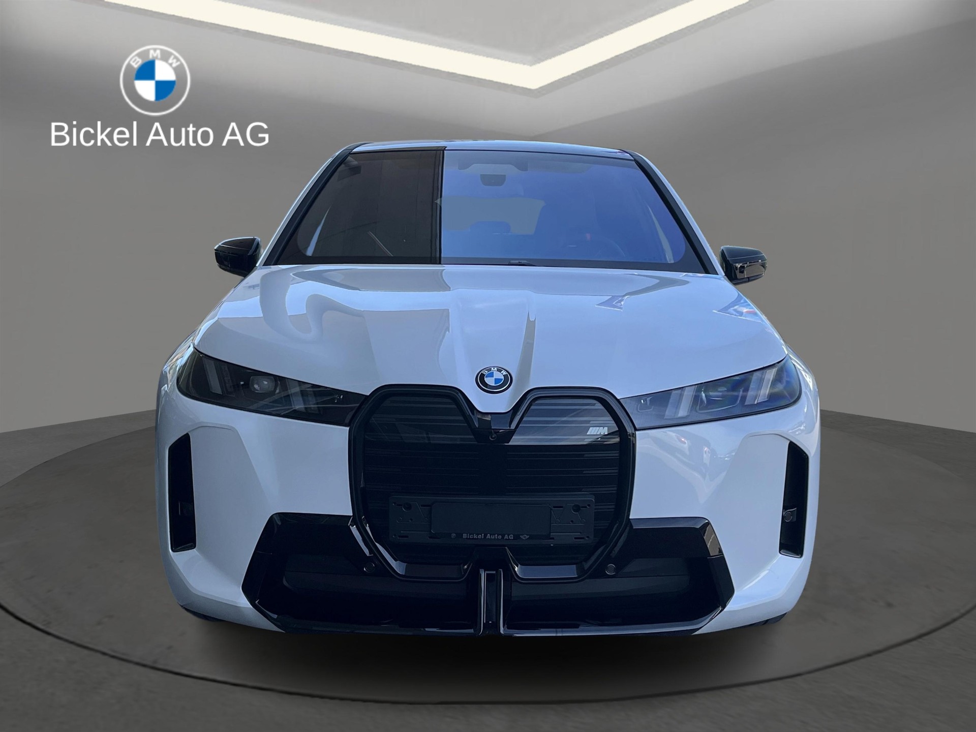BMW iX M70 xDrive-image-1