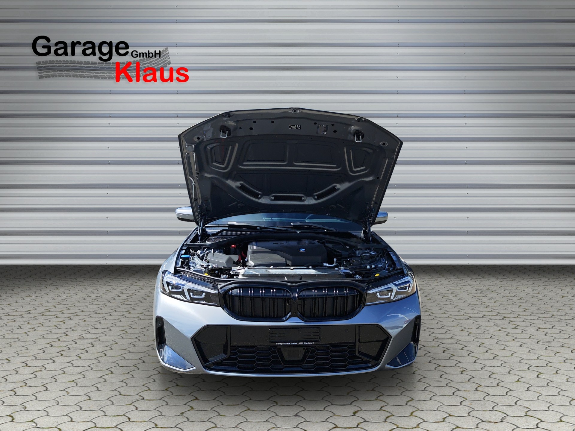 BMW 330i Touring xDrive Steptronic M Sport-image-13