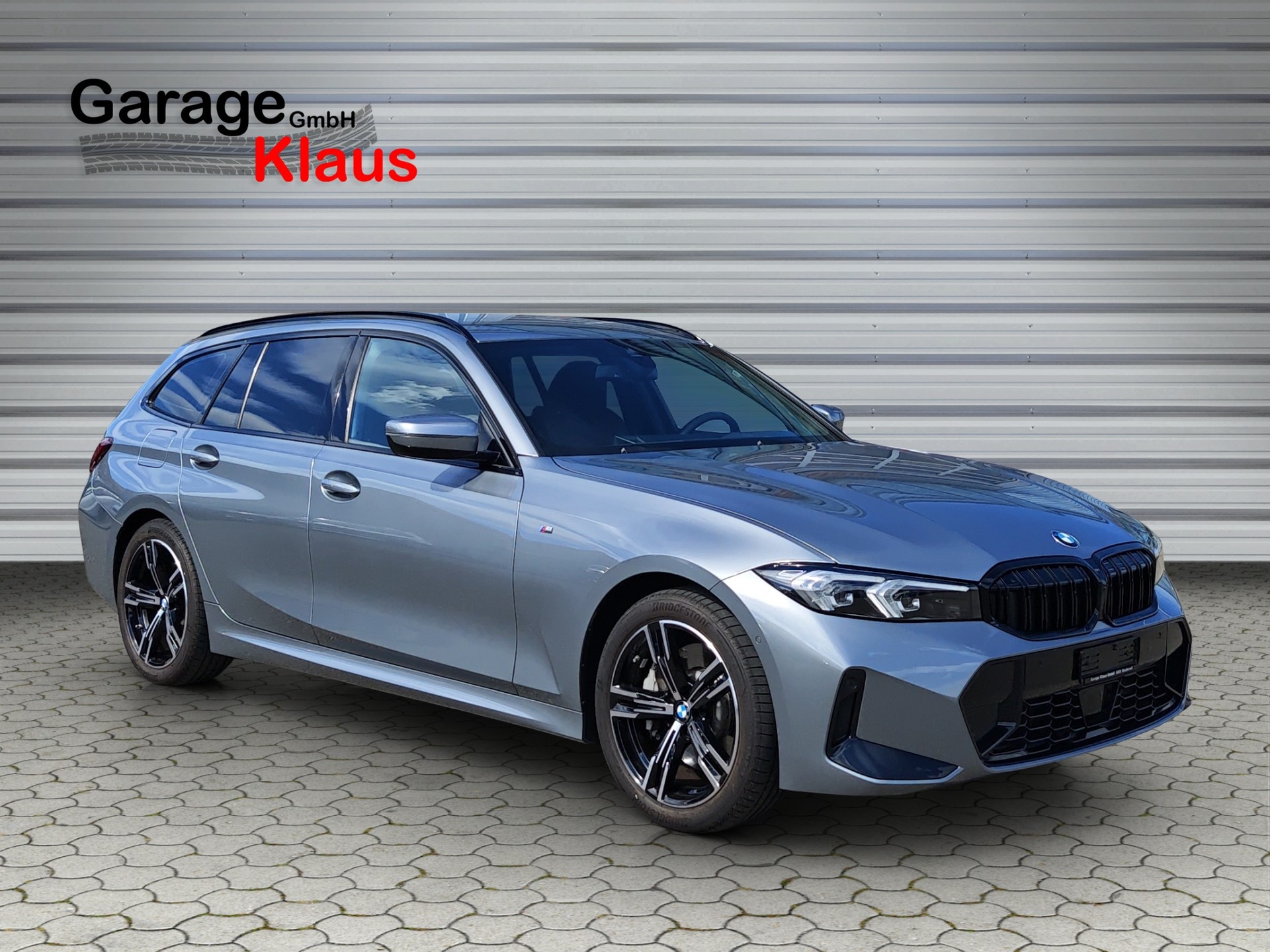 BMW 330i Touring xDrive Steptronic M Sport-image-7