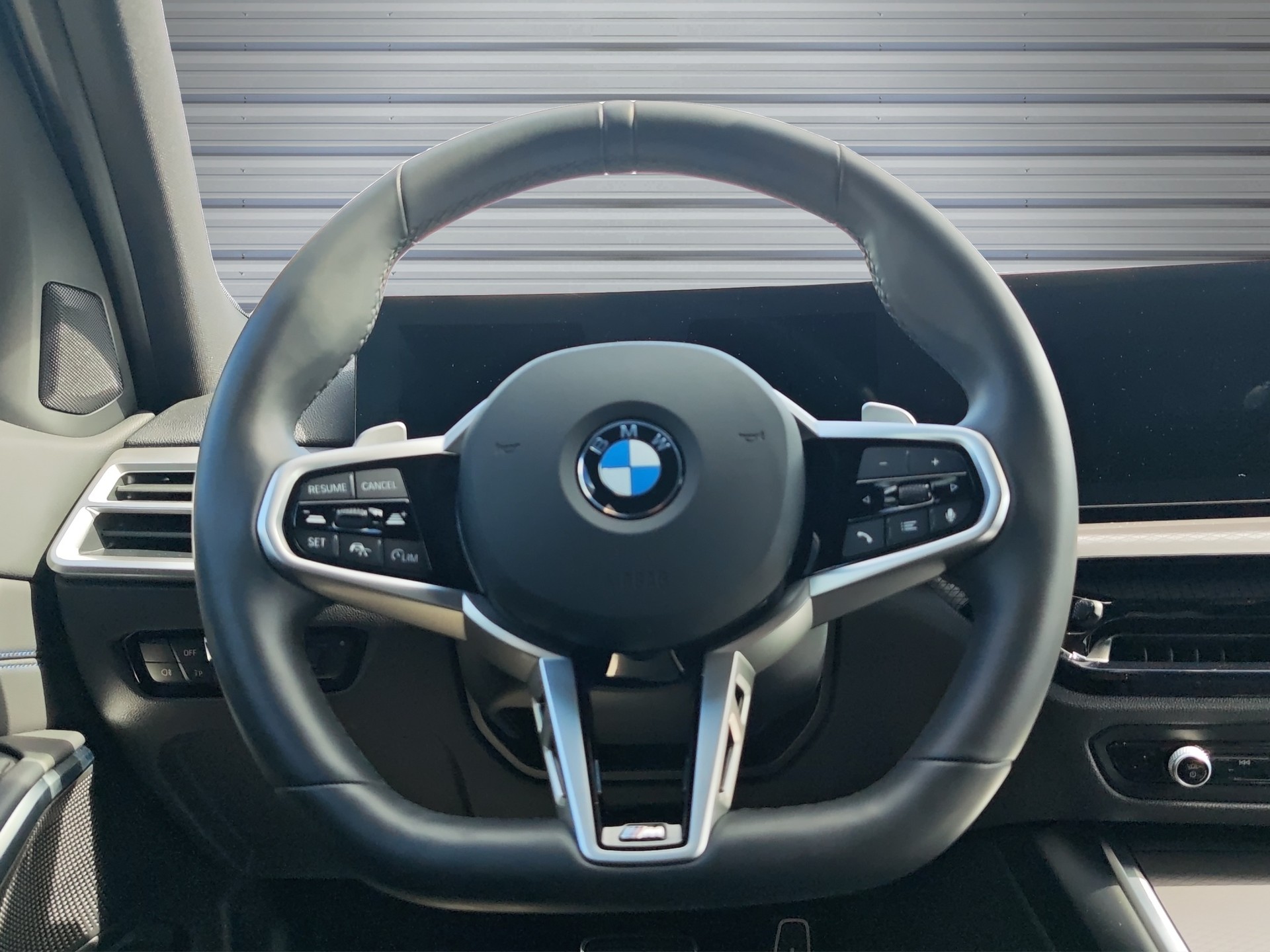 BMW 330i Touring xDrive Steptronic M Sport-image-8