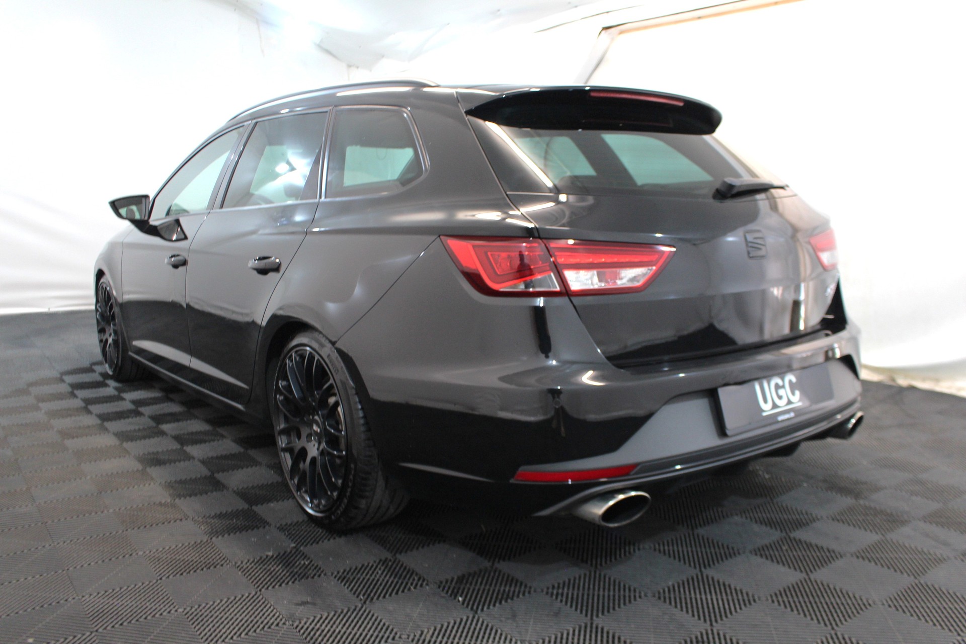 SEAT Leon ST 2.0 TSI 280 Cupra DSG-showroom-element-3