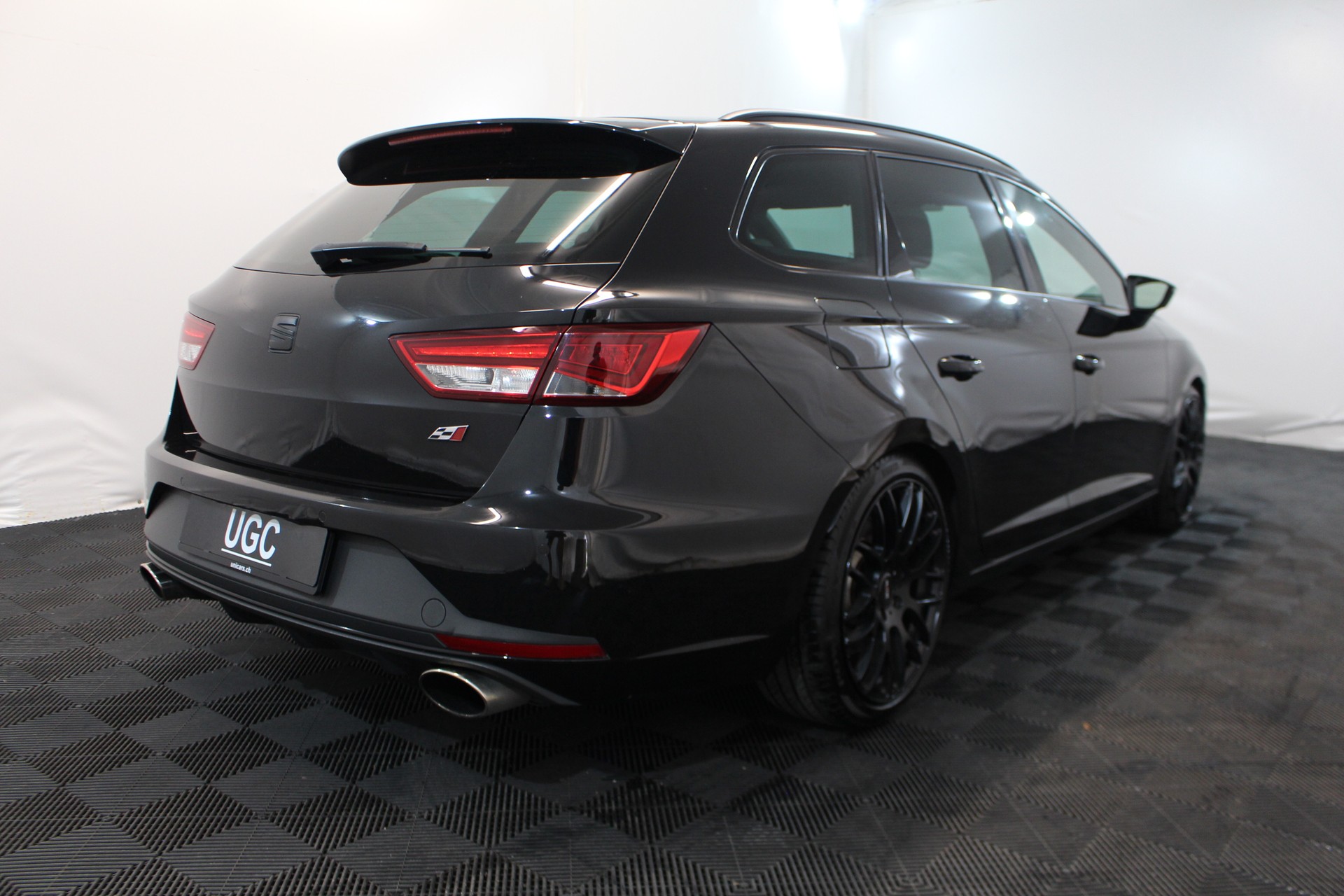 SEAT Leon ST 2.0 TSI 280 Cupra DSG-image-5
