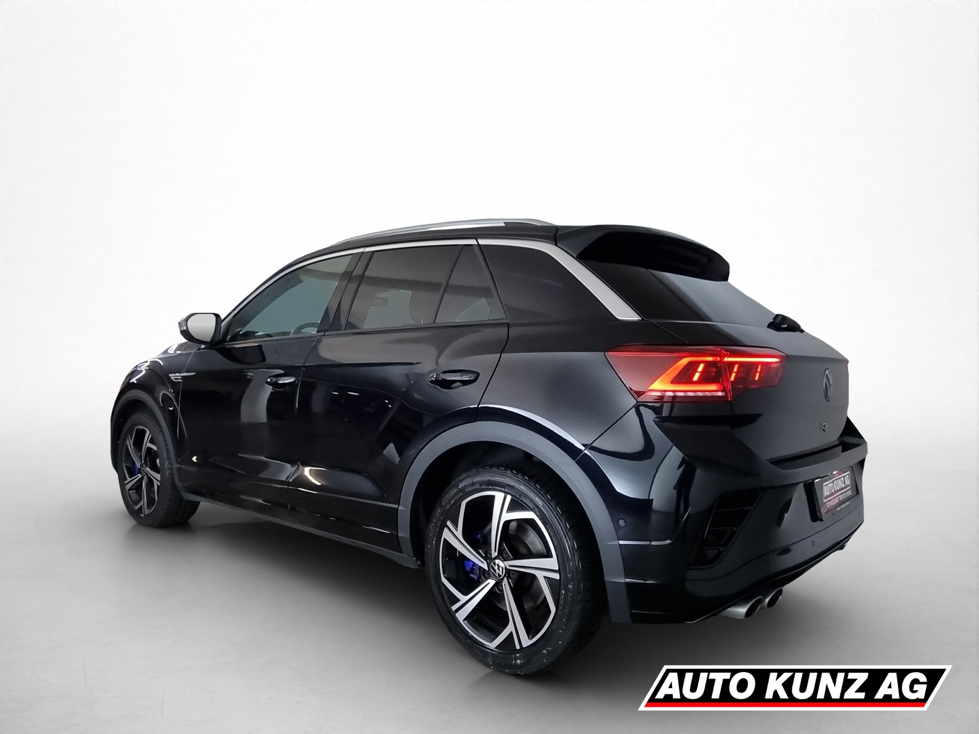 VW T-Roc 2.0 TSI R DSG 4Motion-image-3