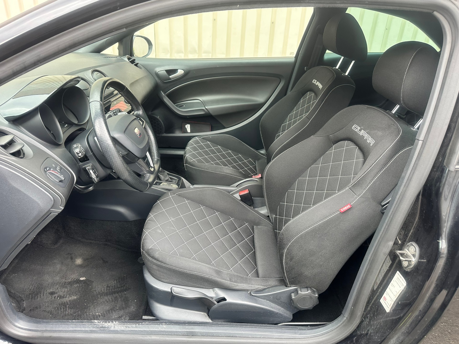 SEAT Ibiza SC 1.4 TSI Cupra R-Evolution DSG-image-12