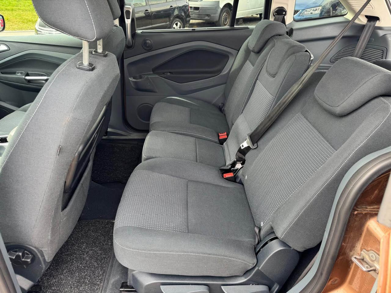 FORD Grand C-Max 2.0 TDCi Titanium PowerShift-image-8
