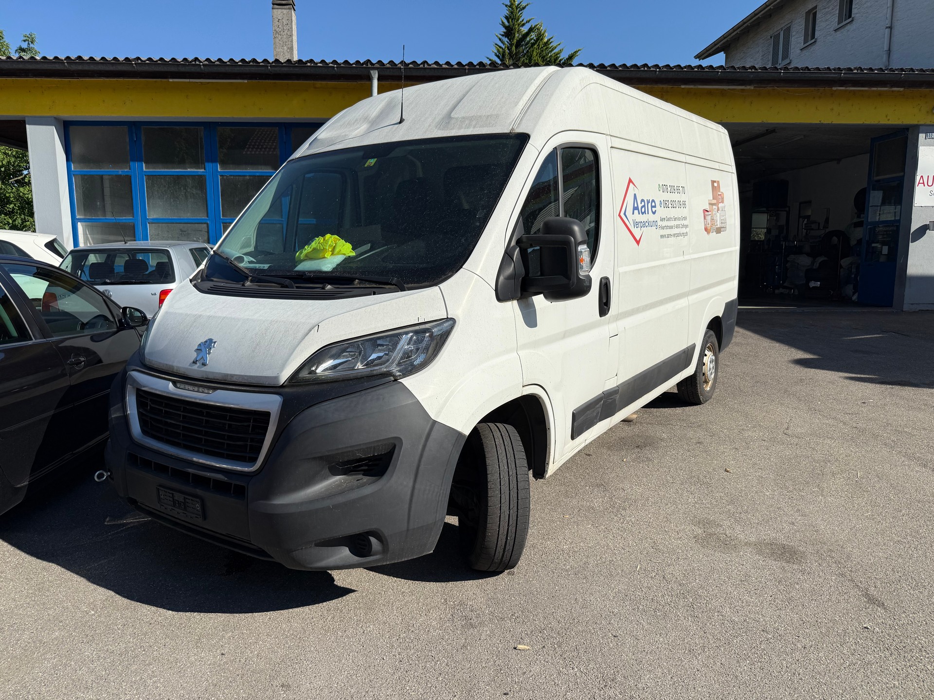 PEUGEOT Boxer 2.2 HDI 335 Pro L2H2-image-9