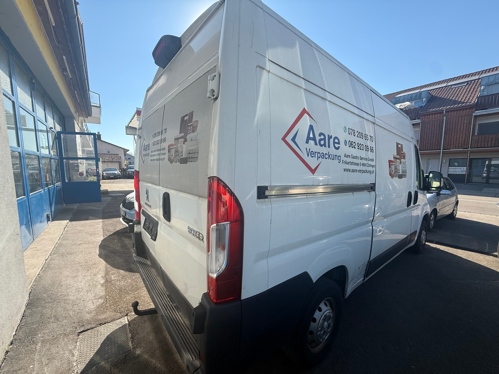 PEUGEOT Boxer 2.2 HDI 335 Pro L2H2-image-4