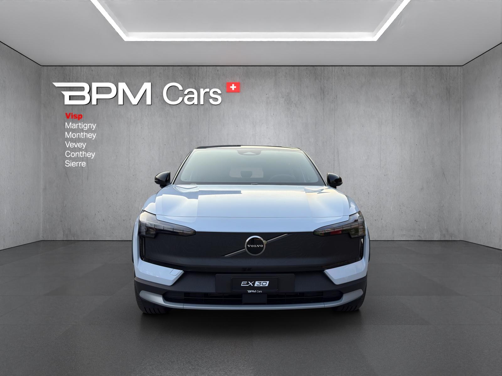 VOLVO EX30 Cross Country Plus E60 69kWh Twin Performance AWD-image-6