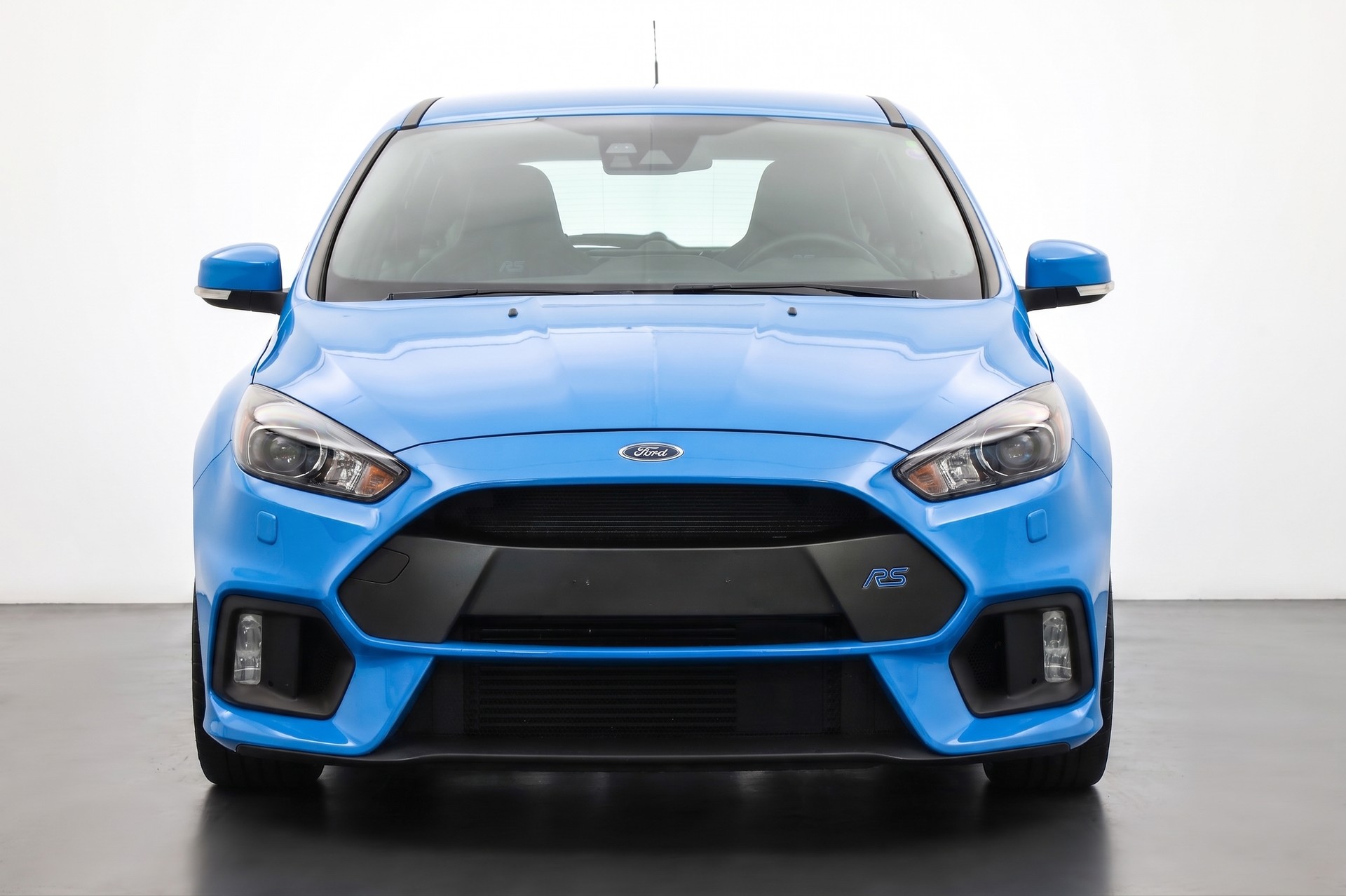 FORD Focus 2.3 EcoBoost RS AWD-image-1
