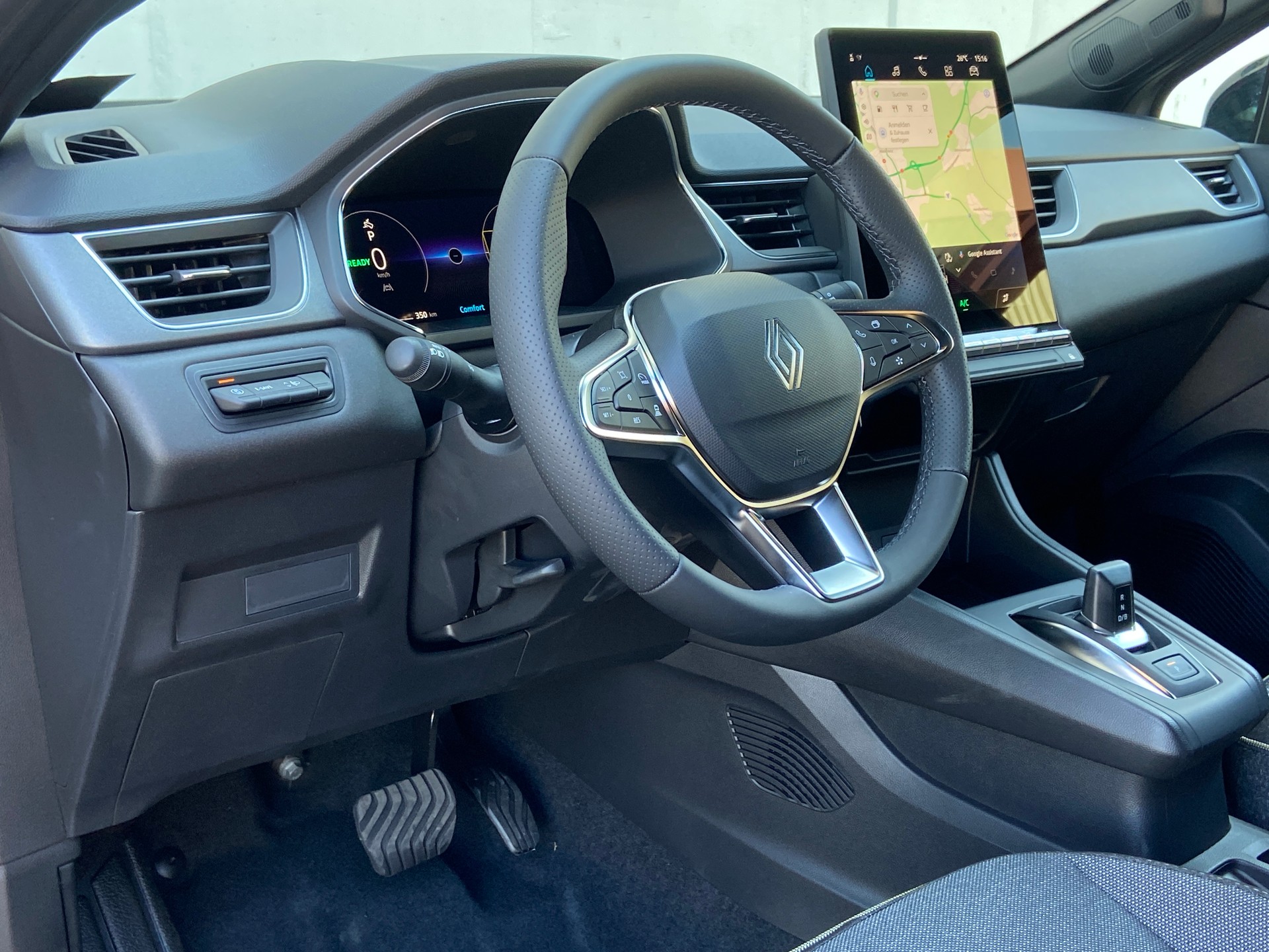 RENAULT Captur 1.8 E-Tech 160 Techno DHT-image-4
