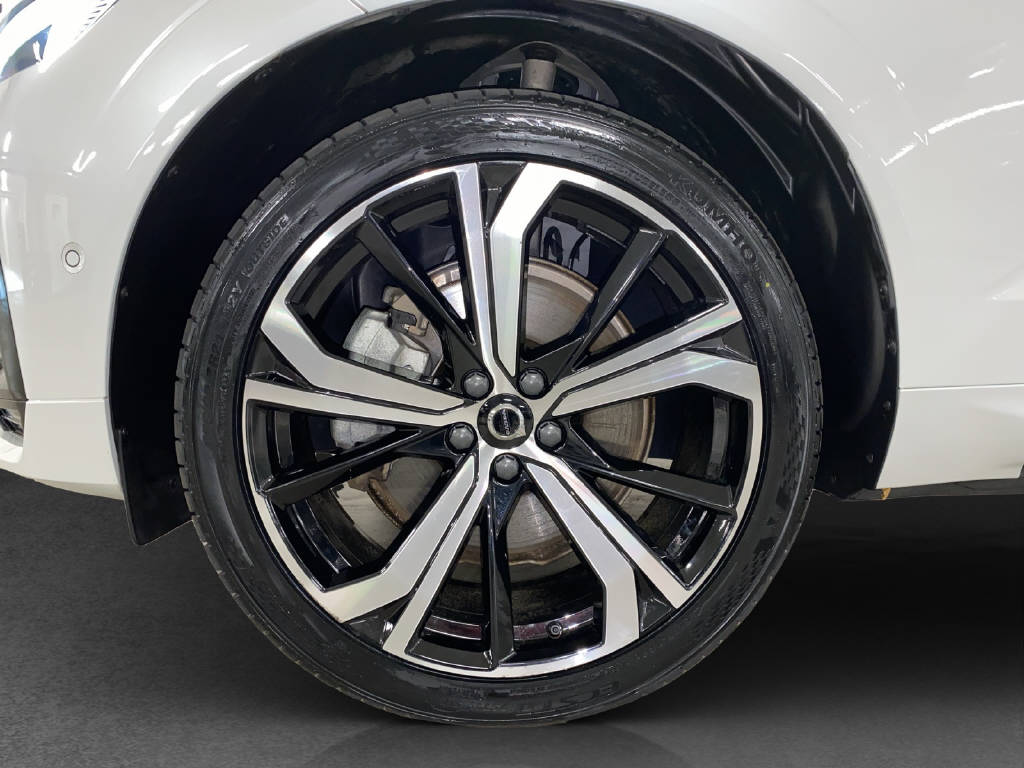 VOLVO XC60 2.0 T6 TE Plus Dark eAWD-image-14