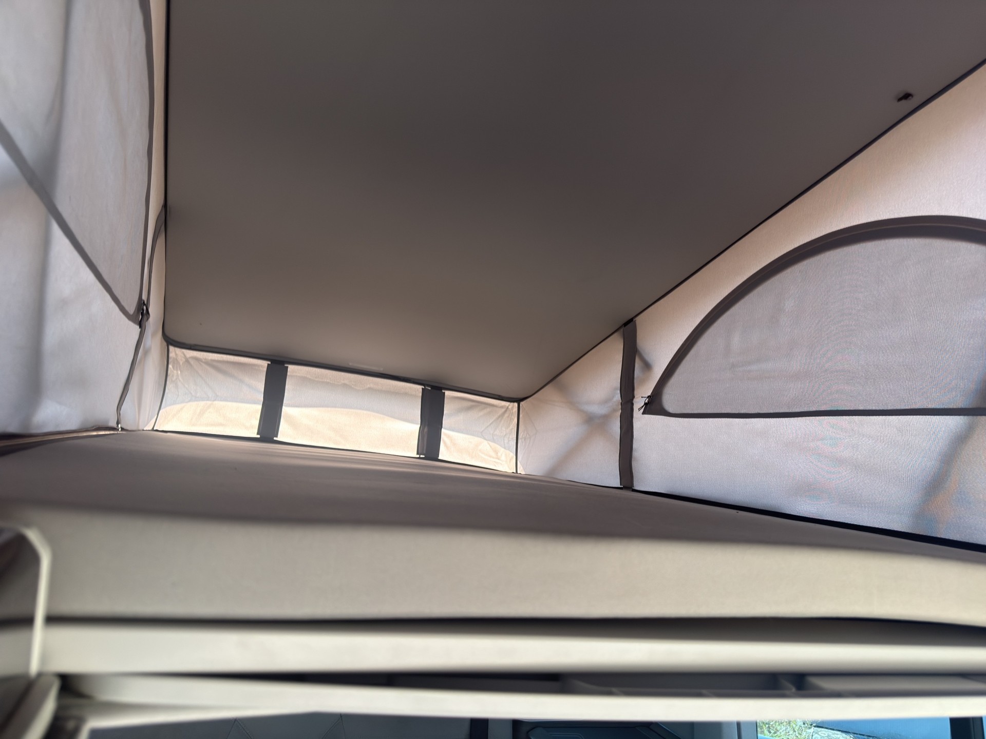 VW T6 California 2.0 TDI Ocean GREY 4Motion DSG-image-22