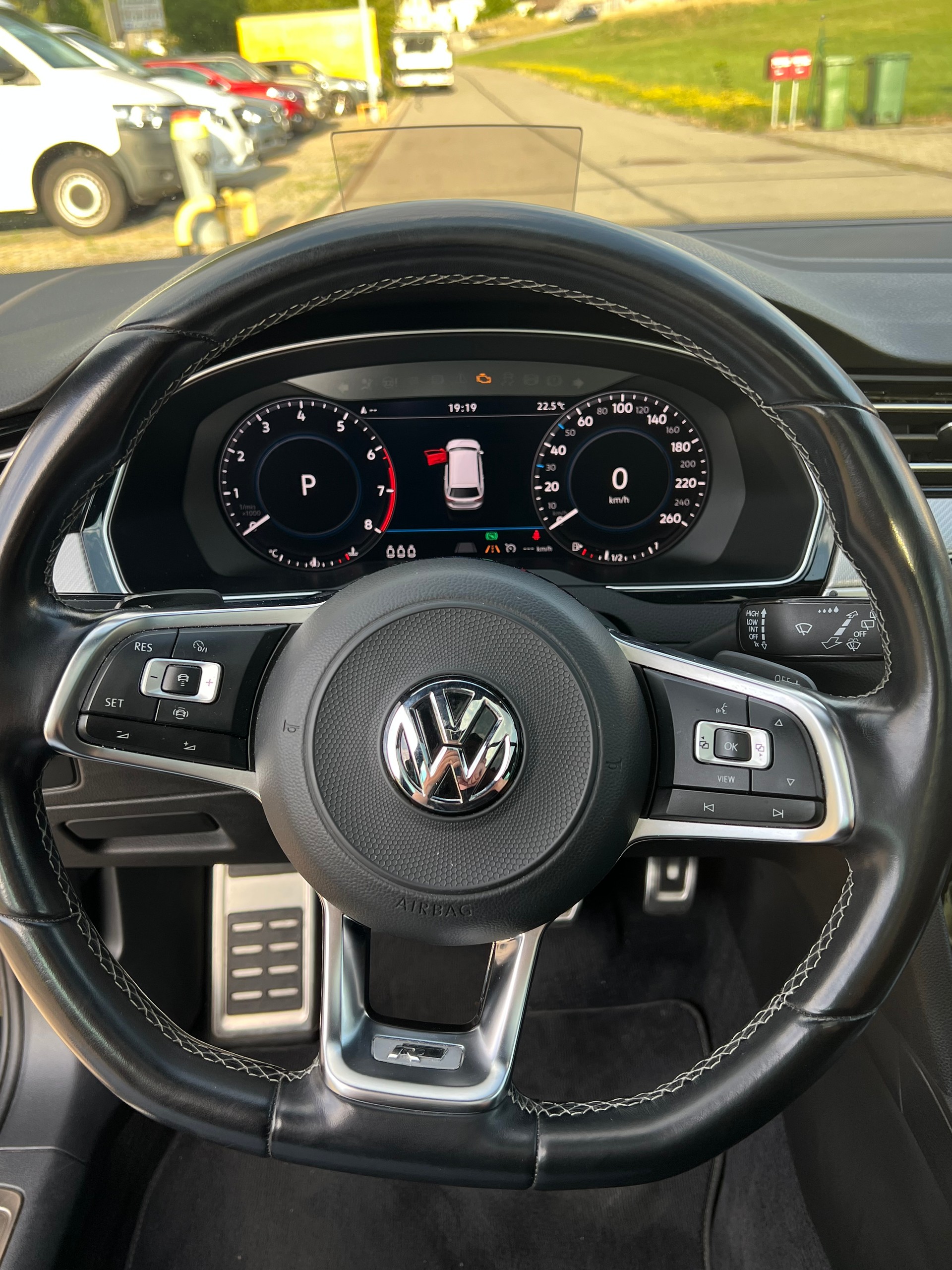 VW Passat Variant 2.0 TSI BMT R-Line Highline 4Motion DSG-image-8