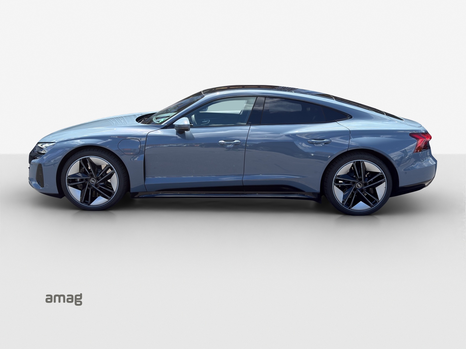 AUDI e-tron GT quattro-image-1