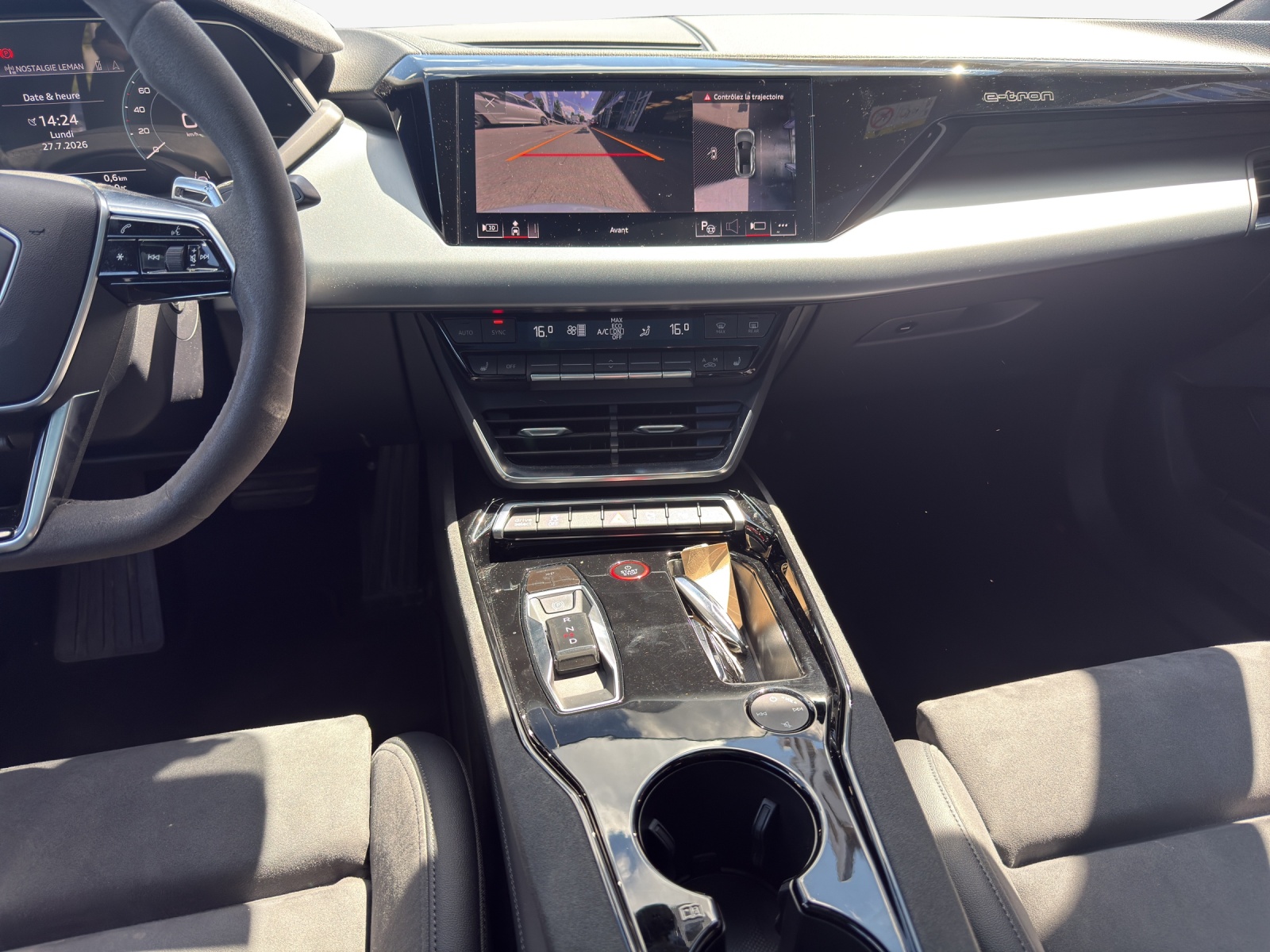 AUDI e-tron GT quattro-image-11