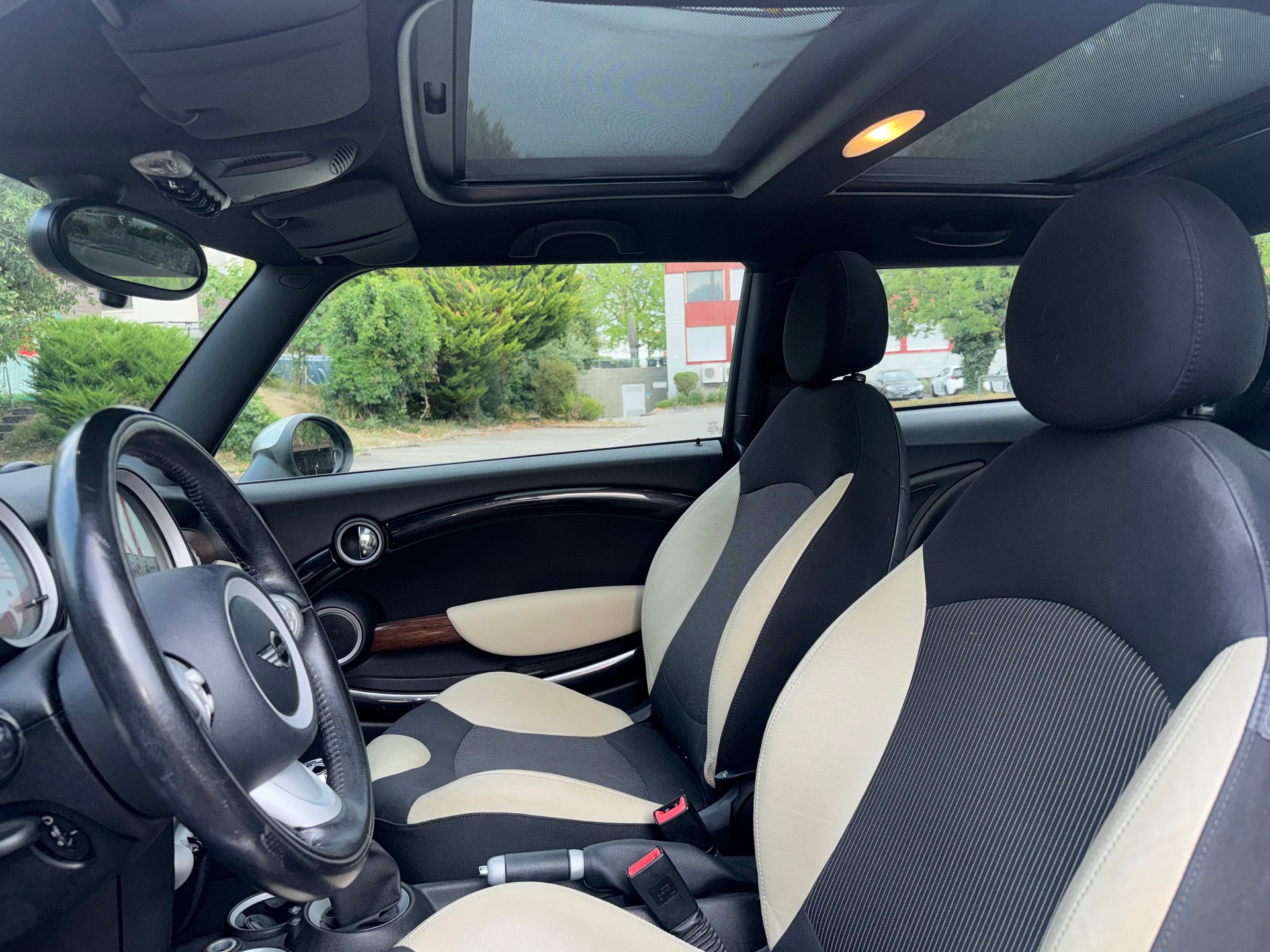 MINI Cooper-image-7