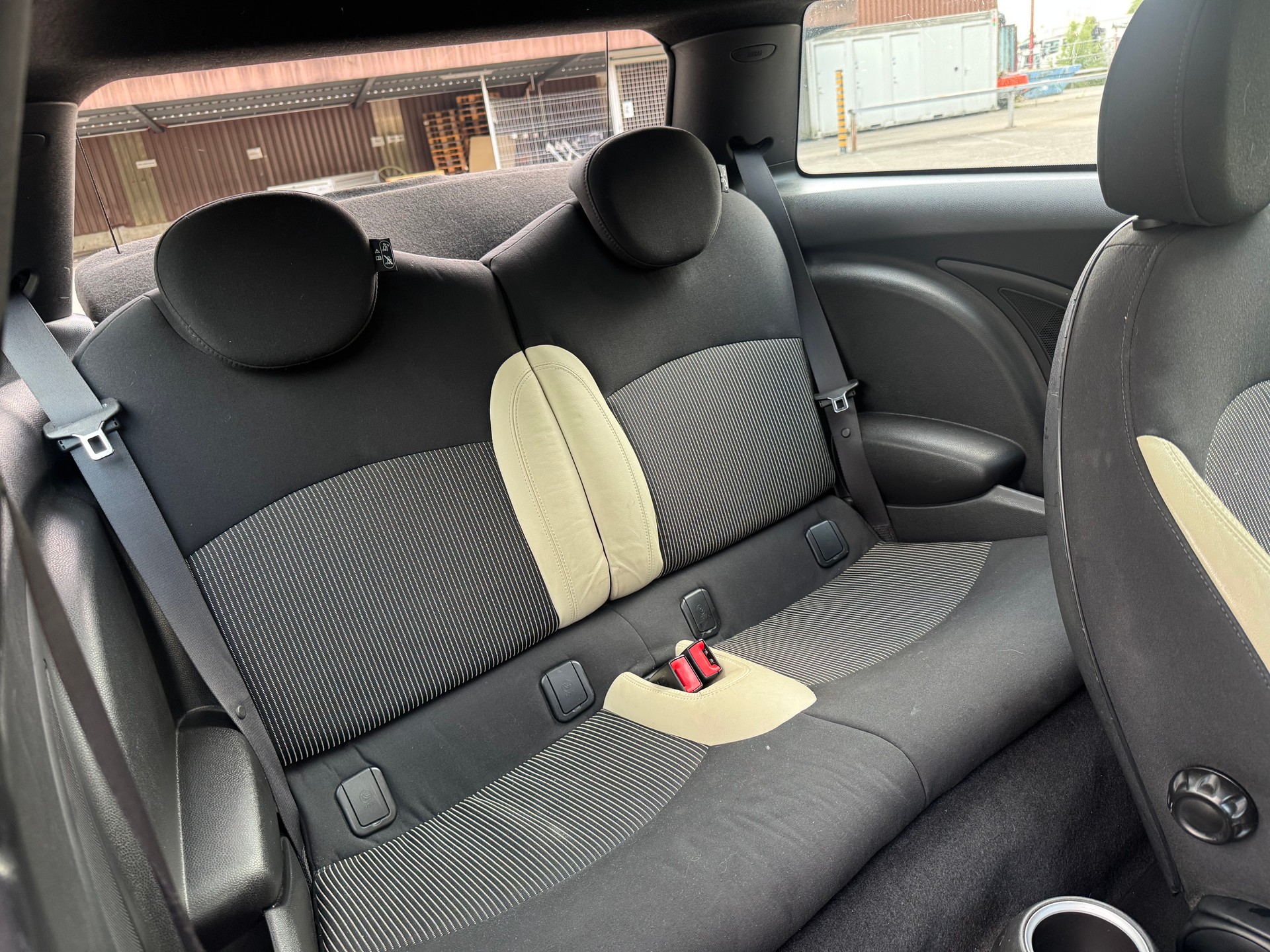 MINI Cooper-image-10