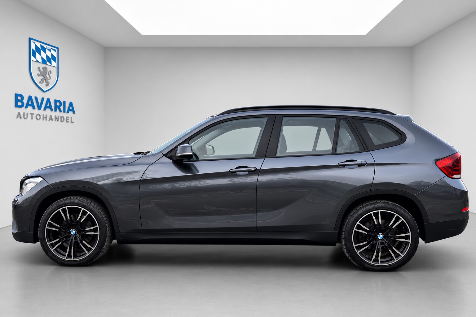 BMW X1 xDrive 25d Sport Line Steptronic-image-2