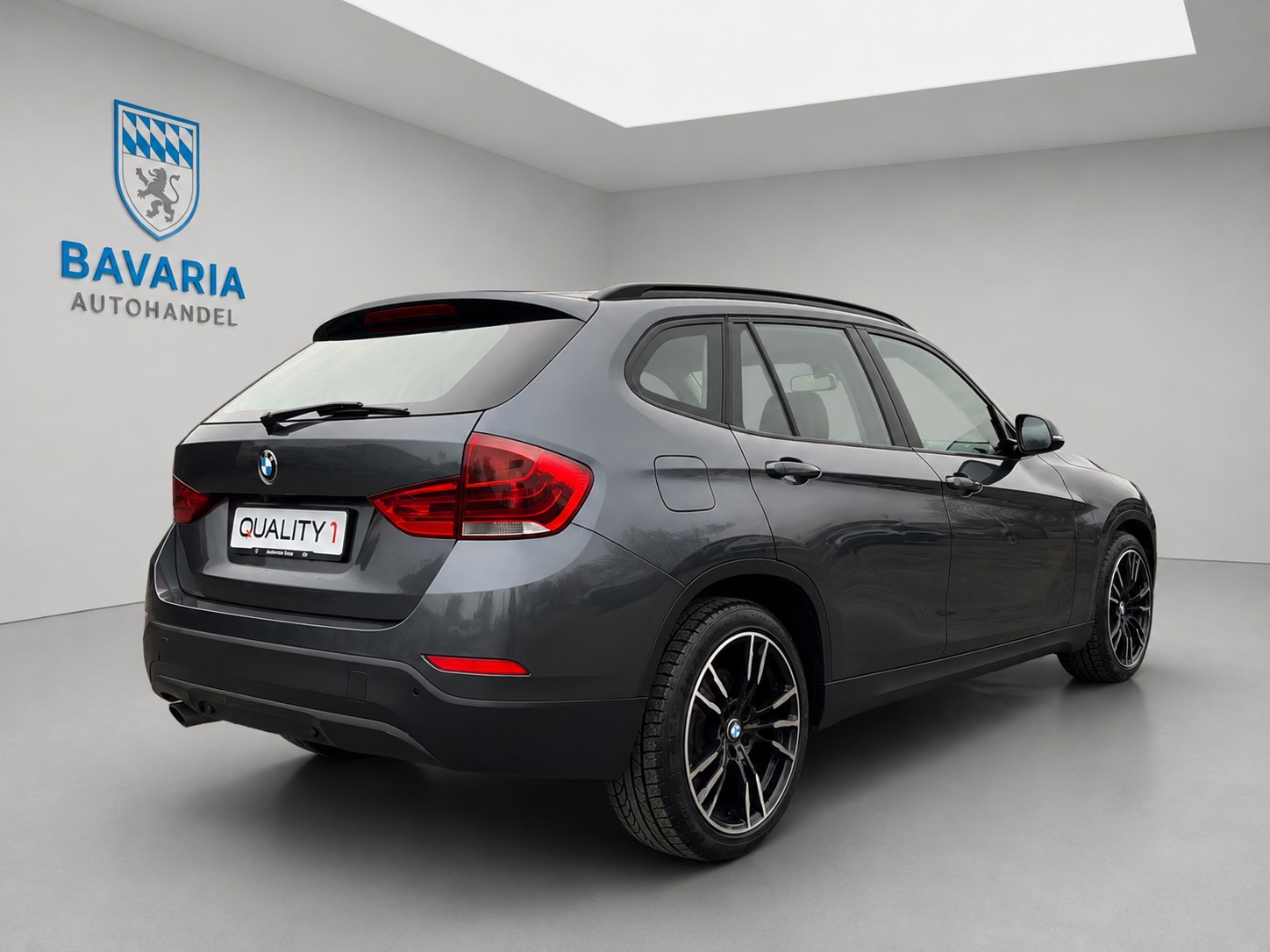 BMW X1 xDrive 25d Sport Line Steptronic-image-5