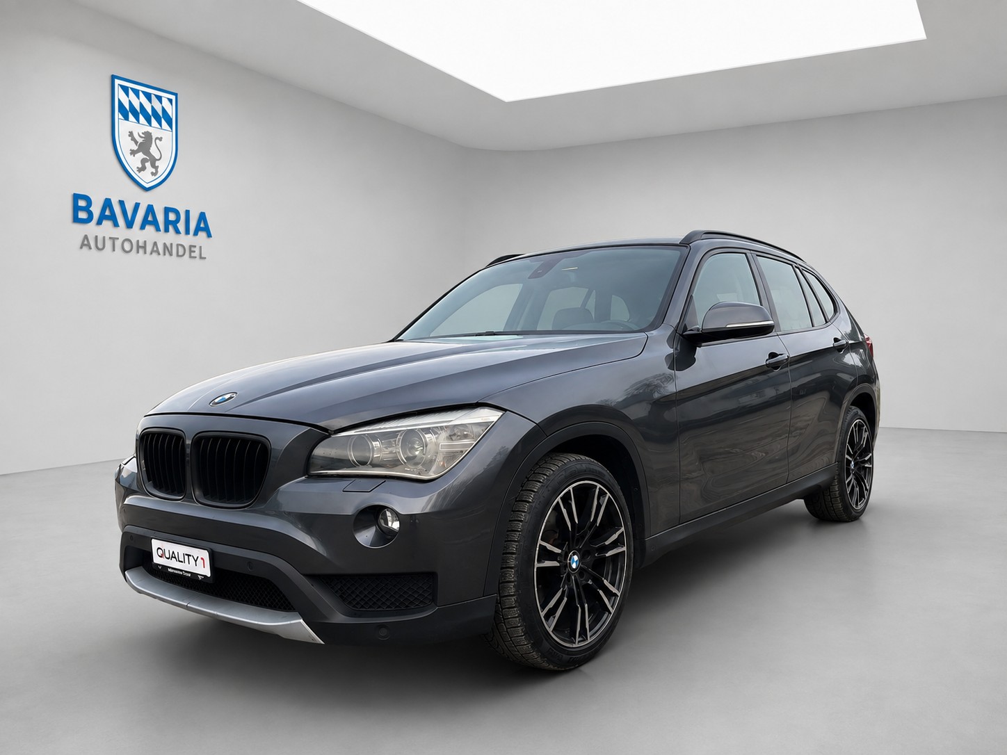BMW X1 xDrive 25d Sport Line Steptronic-image-1
