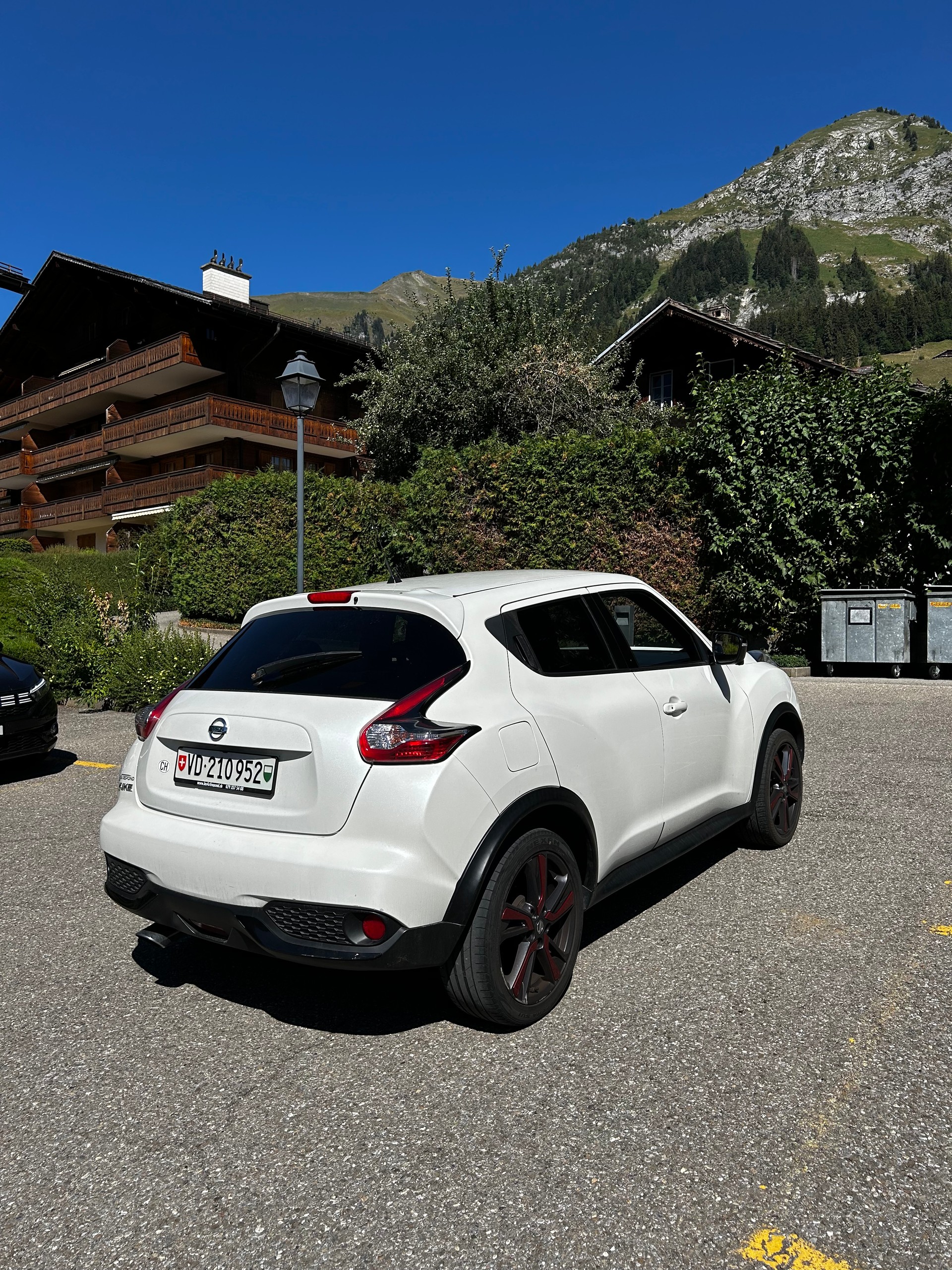 NISSAN 1.6 DIG-T Tekna 4x4-image-2