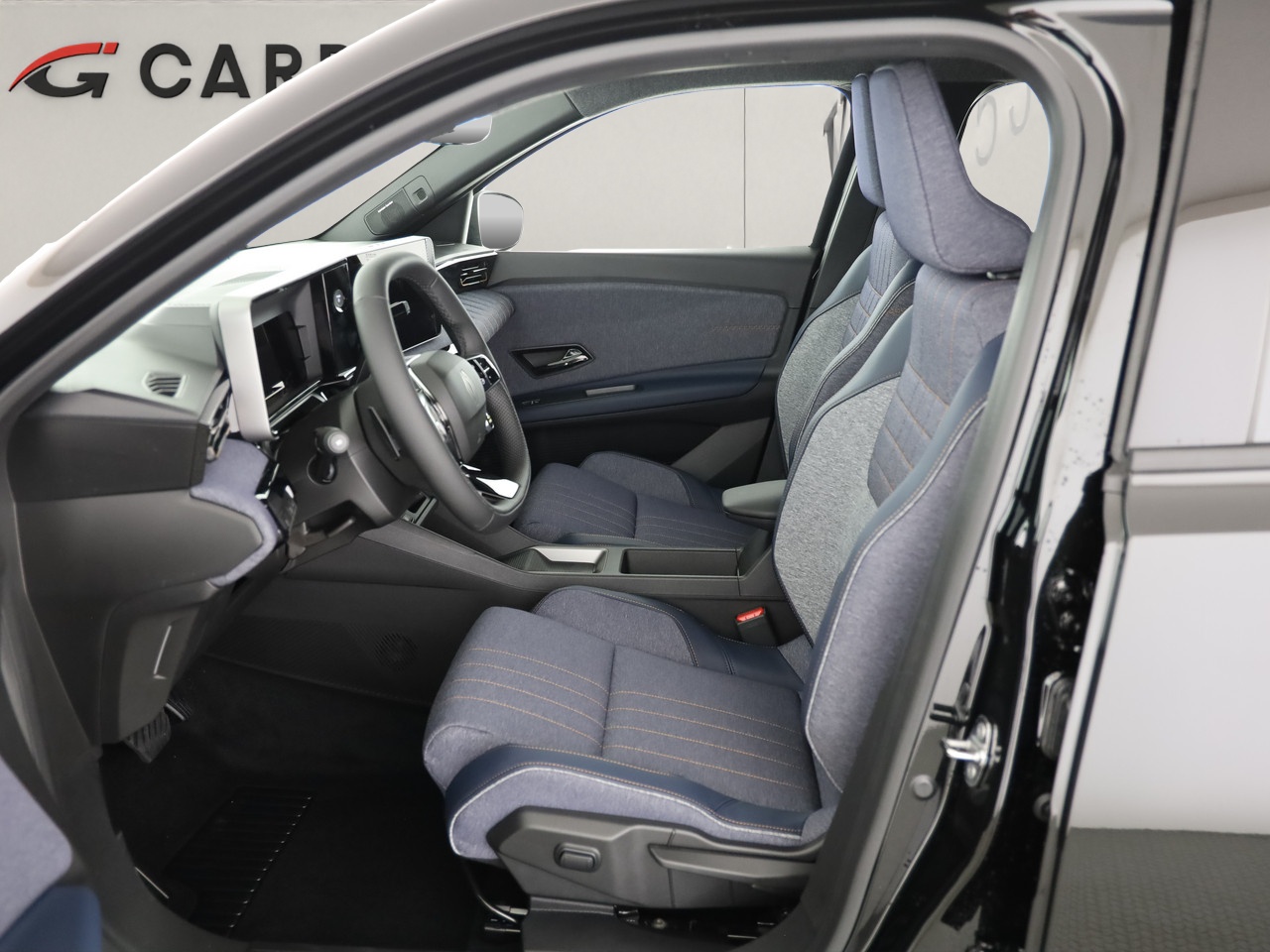 RENAULT R4 E-Tech Comfort Range techno-image-5