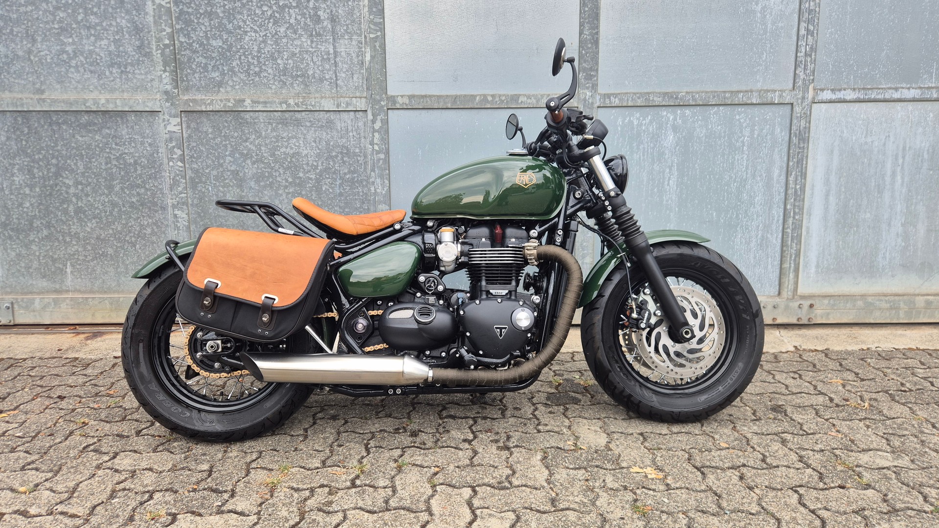 TRIUMPH Bonneville 1200 Bobber