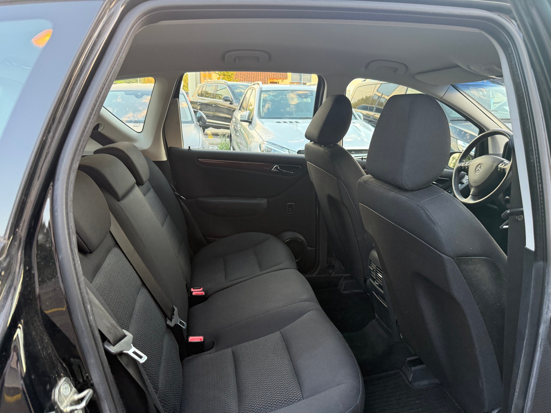 MERCEDES-BENZ A 200 Elégance-image-8